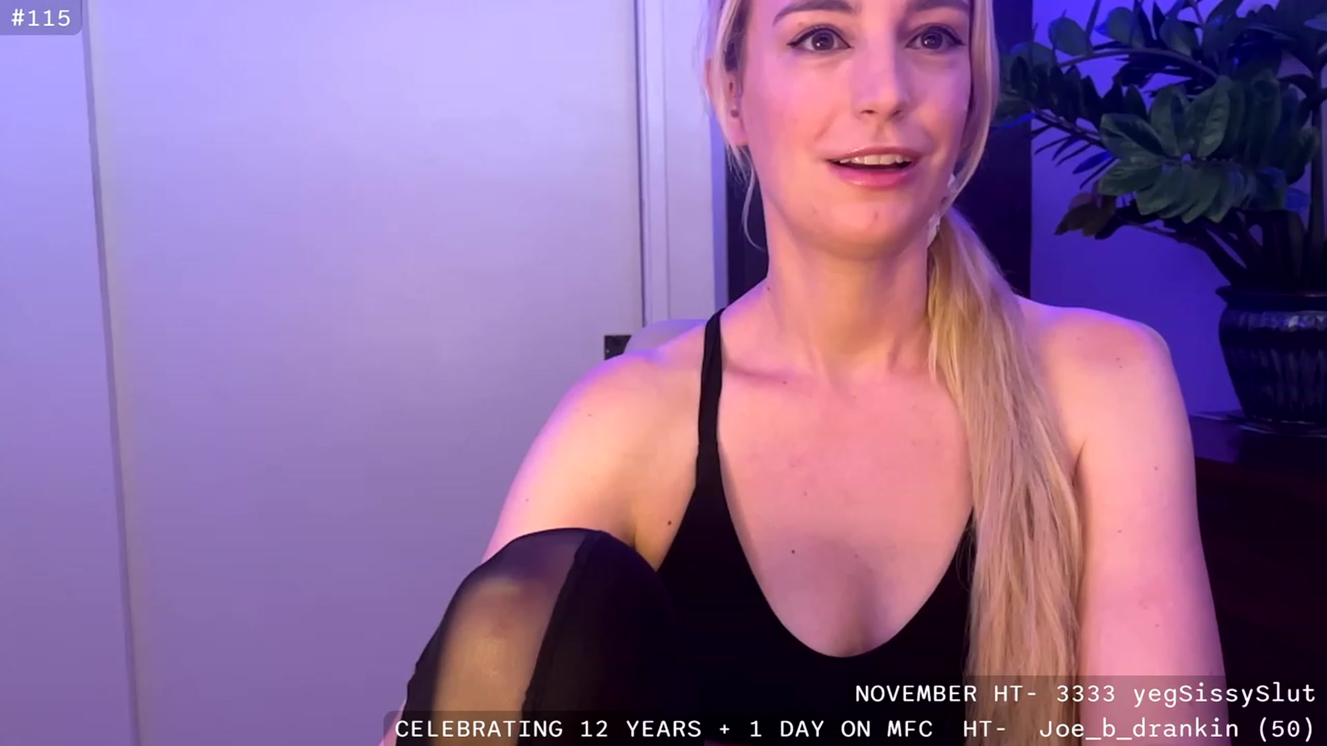 Gallery image thumbnail from JaneAllDay's myfreecams stream on, 11/26/2023, 03:52 image 1 of 20