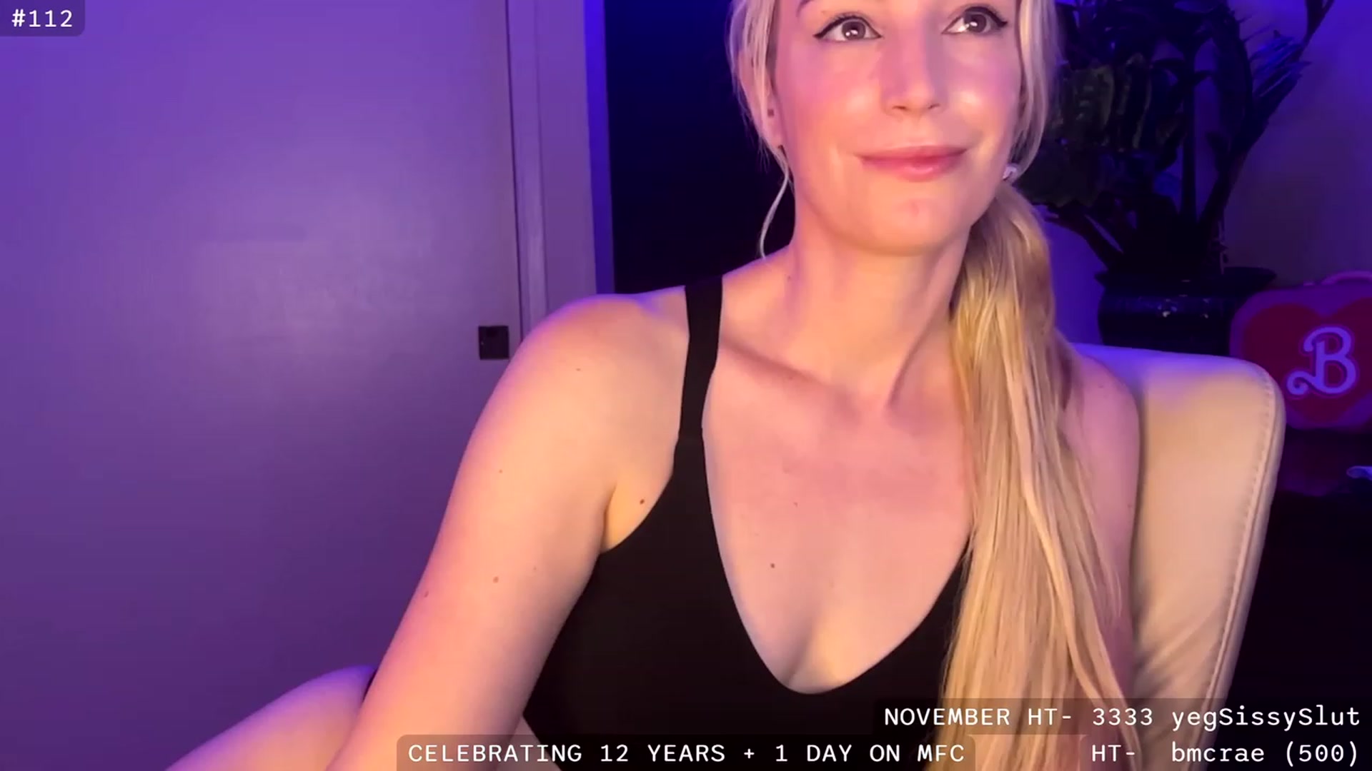 Gallery image thumbnail from JaneAllDay's myfreecams stream on, 11/26/2023, 06:28 image 1 of 20