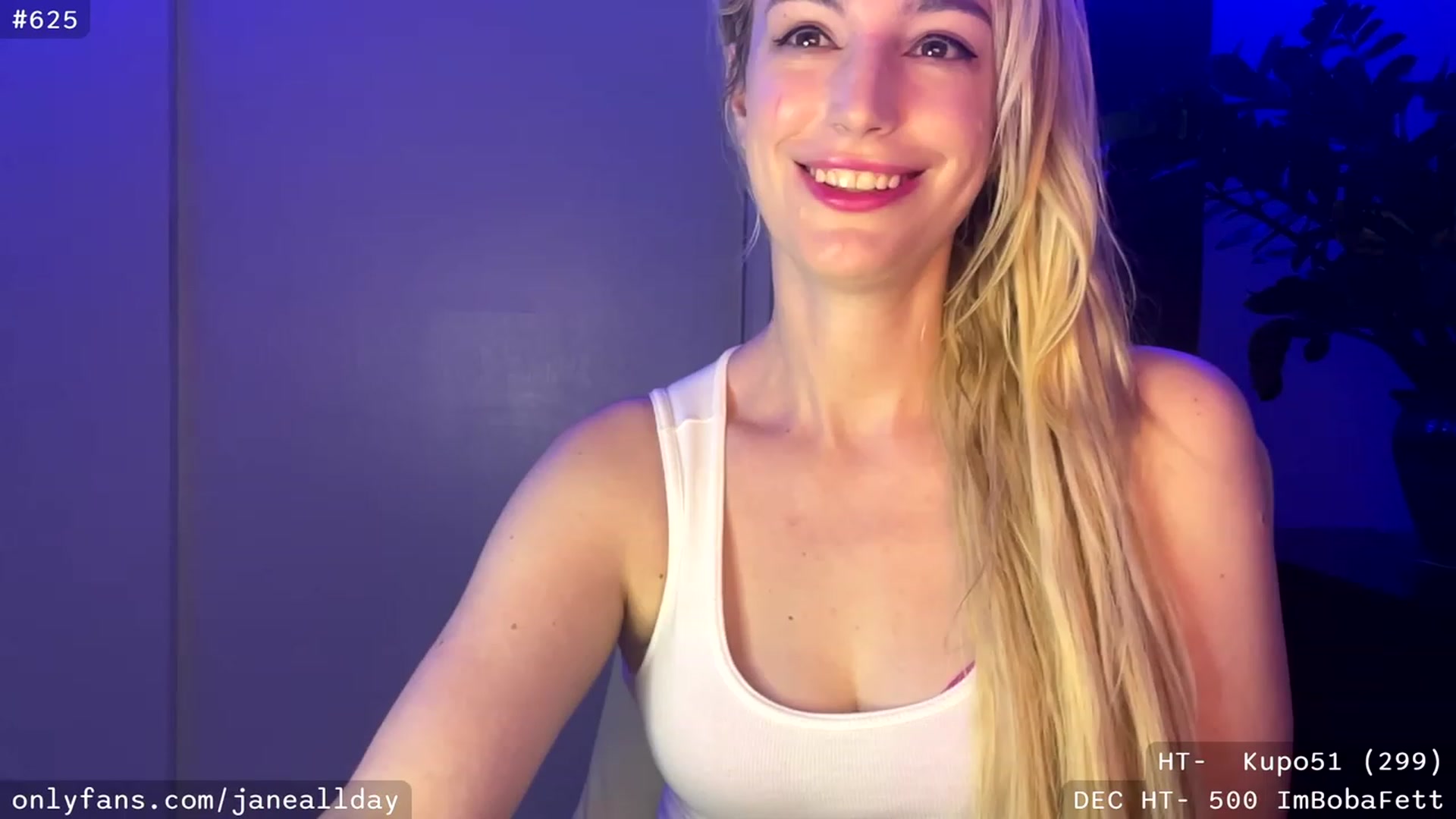 Gallery image thumbnail from JaneAllDay's myfreecams stream on, 12/09/2023, 05:32 image 13 of 20