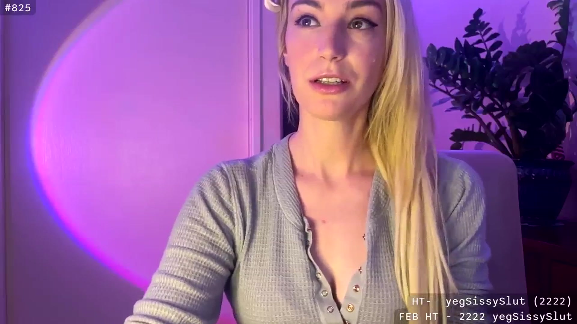Gallery image thumbnail from JaneAllDay's myfreecams stream on, 02/03/2024, 04:52 image 13 of 20