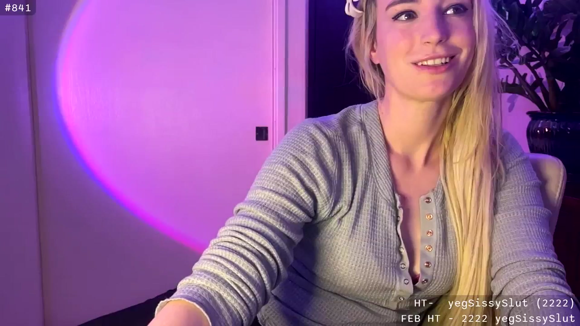 Gallery image thumbnail from JaneAllDay's myfreecams stream on, 02/03/2024, 04:52 image 6 of 20