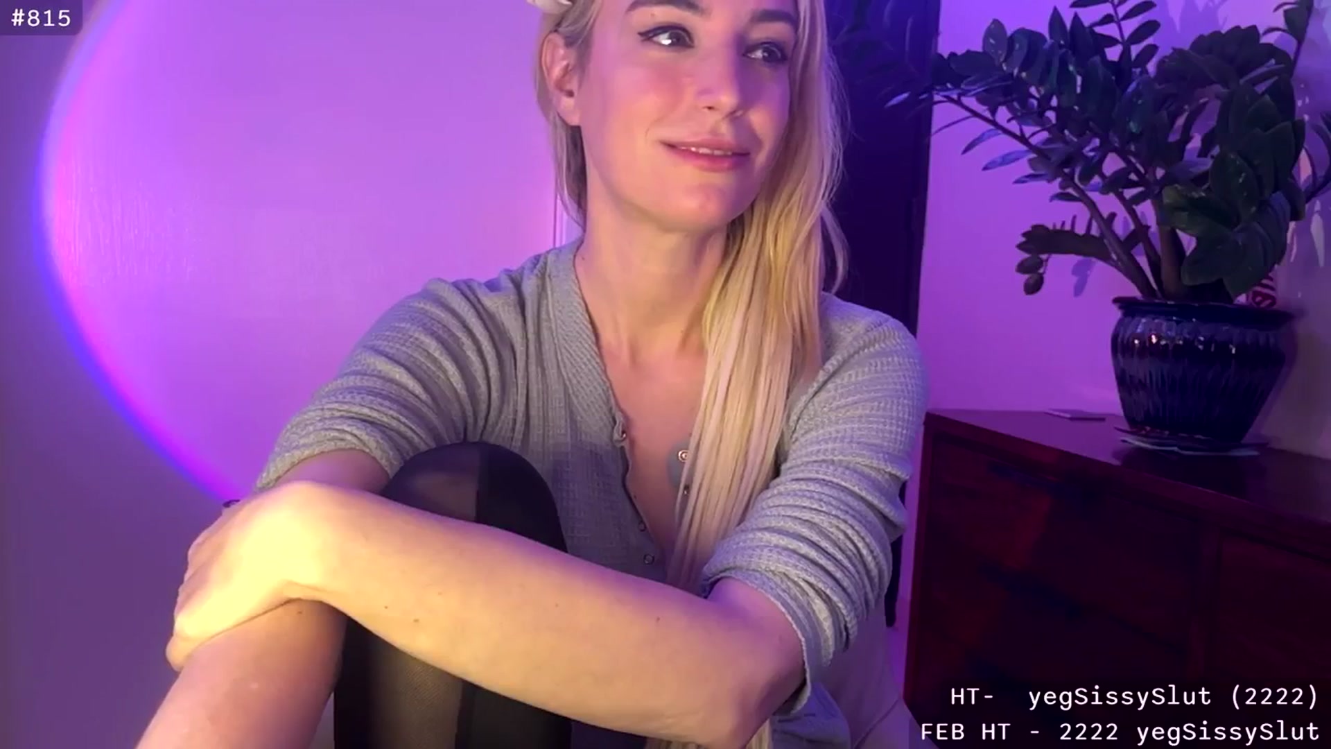 Gallery image thumbnail from JaneAllDay's myfreecams stream on, 02/03/2024, 06:12 image 13 of 20