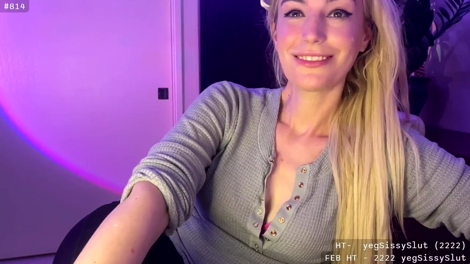 Gallery image thumbnail from JaneAllDay's myfreecams stream on, 02/03/2024, 06:12 image 7 of 20