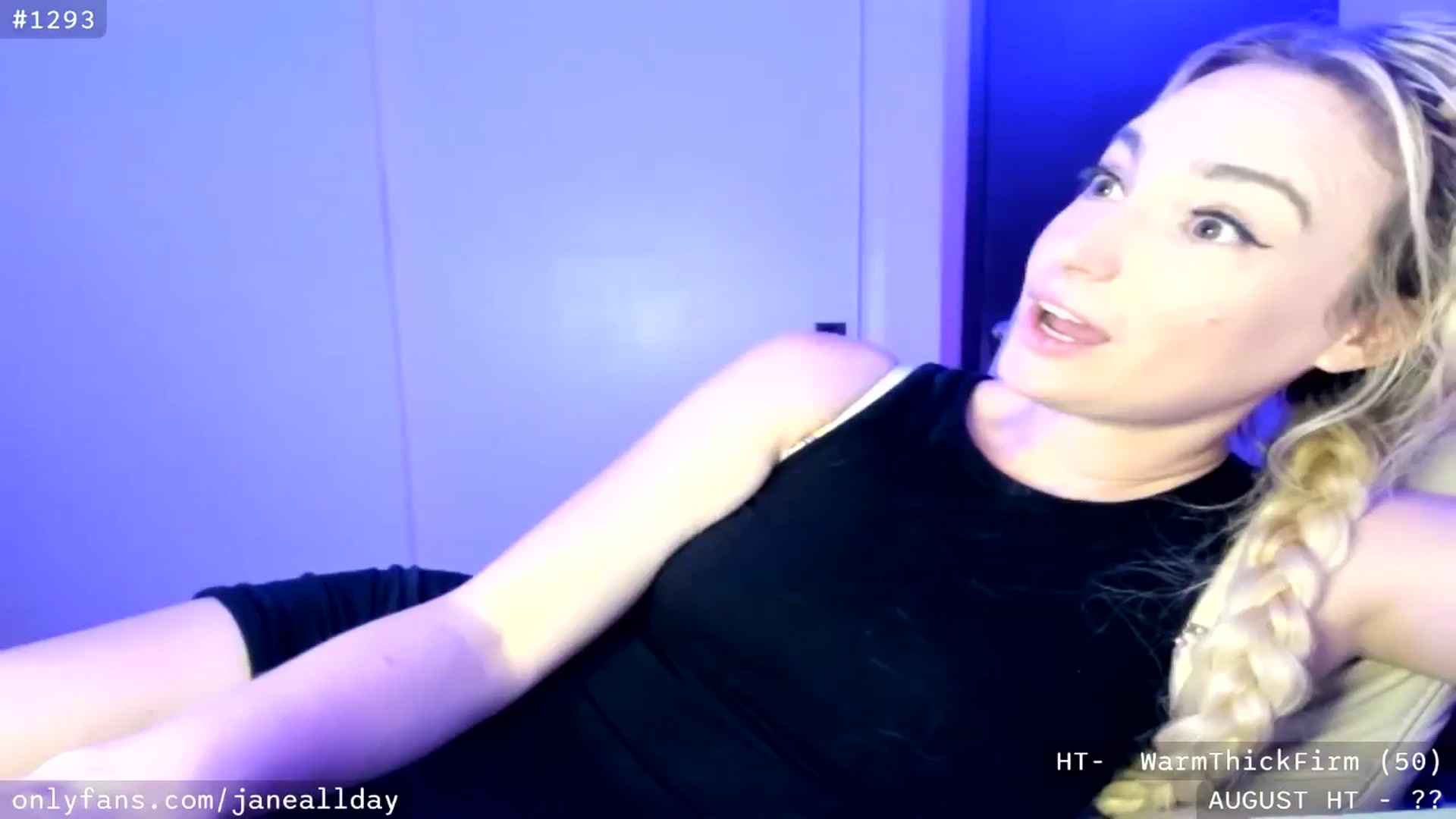 Gallery image thumbnail from JaneAllDay's myfreecams stream on, 08/12/2024, 06:07 image 20 of 20