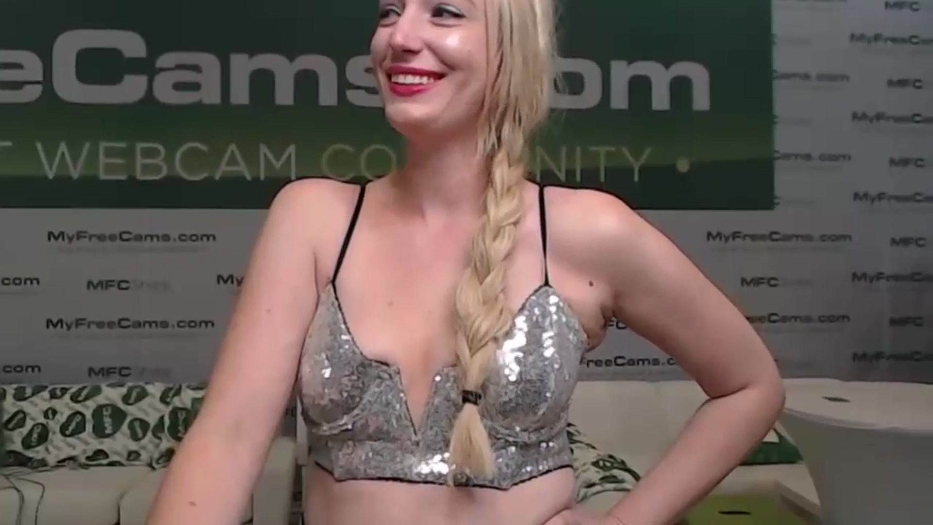 Gallery image thumbnail from JaneAllDay's myfreecams stream on, 01/22/2025, 23:30 image 20 of 20