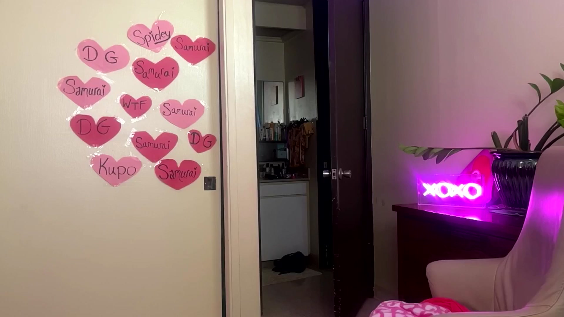 Gallery image thumbnail from JaneAllDay's myfreecams stream on, 02/27/2025, 04:18 image 16 of 20