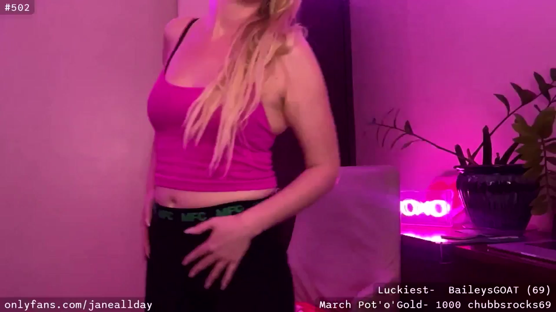 Gallery image thumbnail from JaneAllDay's myfreecams stream on, 03/22/2025, 06:22 image 4 of 20