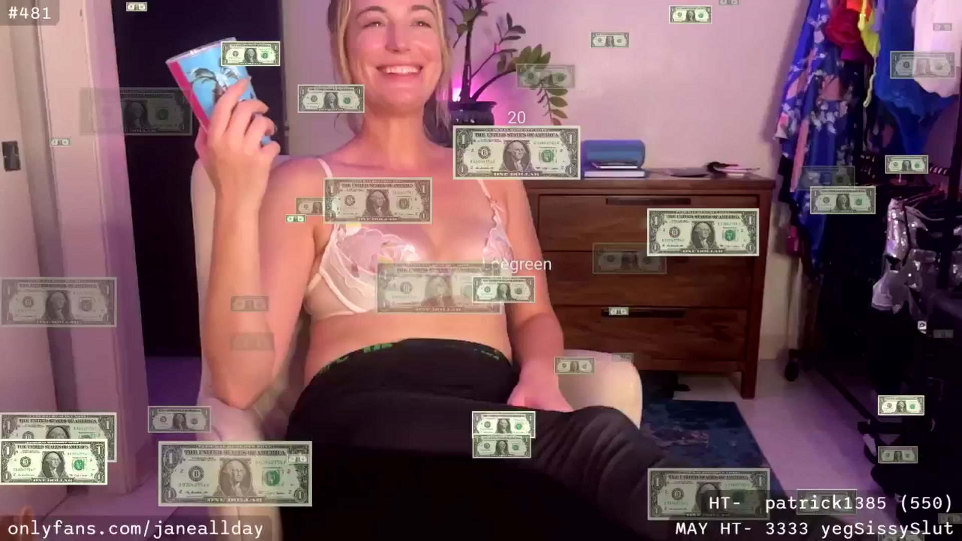 Gallery image thumbnail from JaneAllDay's myfreecams stream on, 05/17/2025, 06:43 image 8 of 20