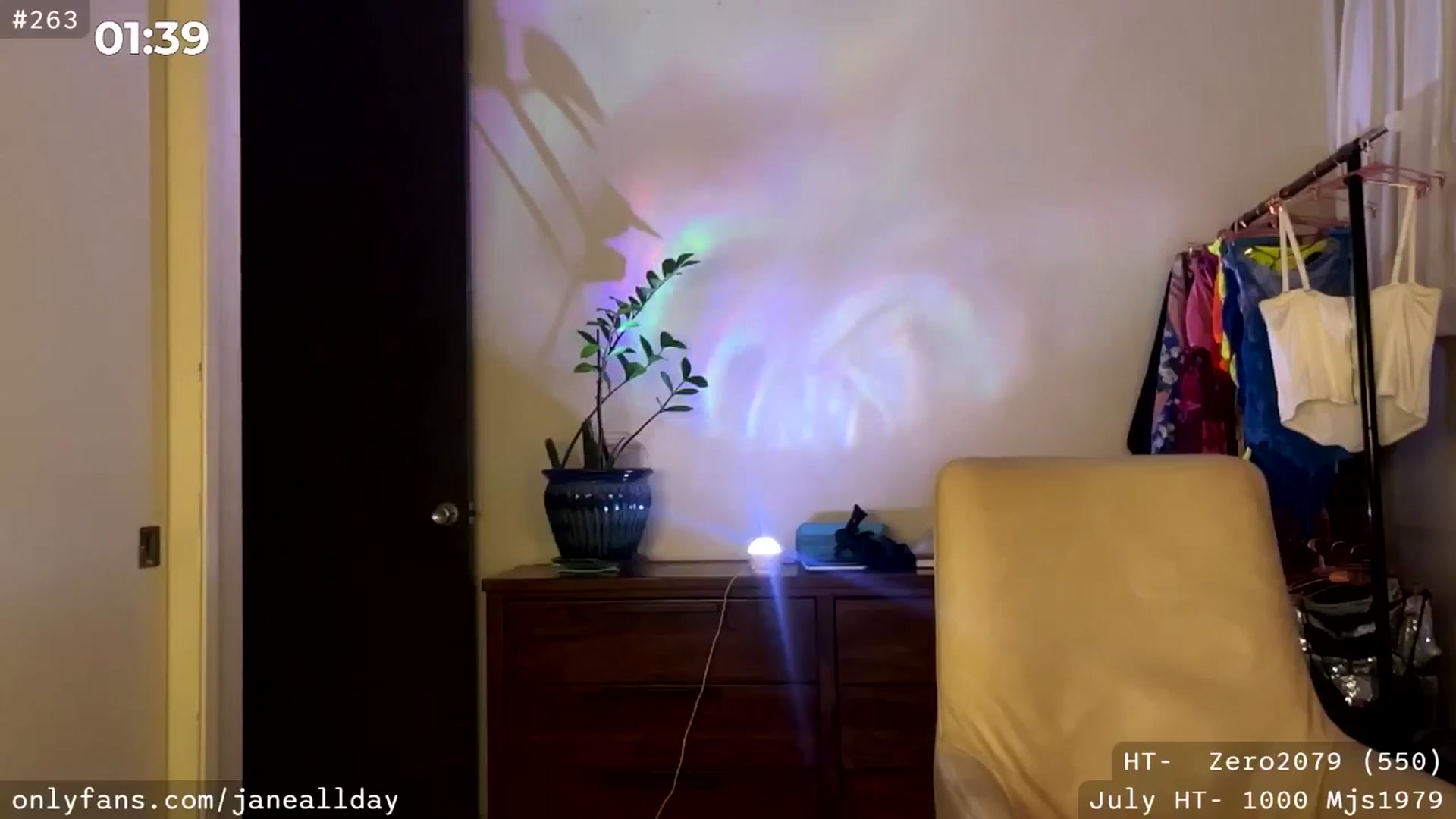 Gallery image thumbnail from JaneAllDay's myfreecams stream on, 07/14/2025, 06:31 image 14 of 20