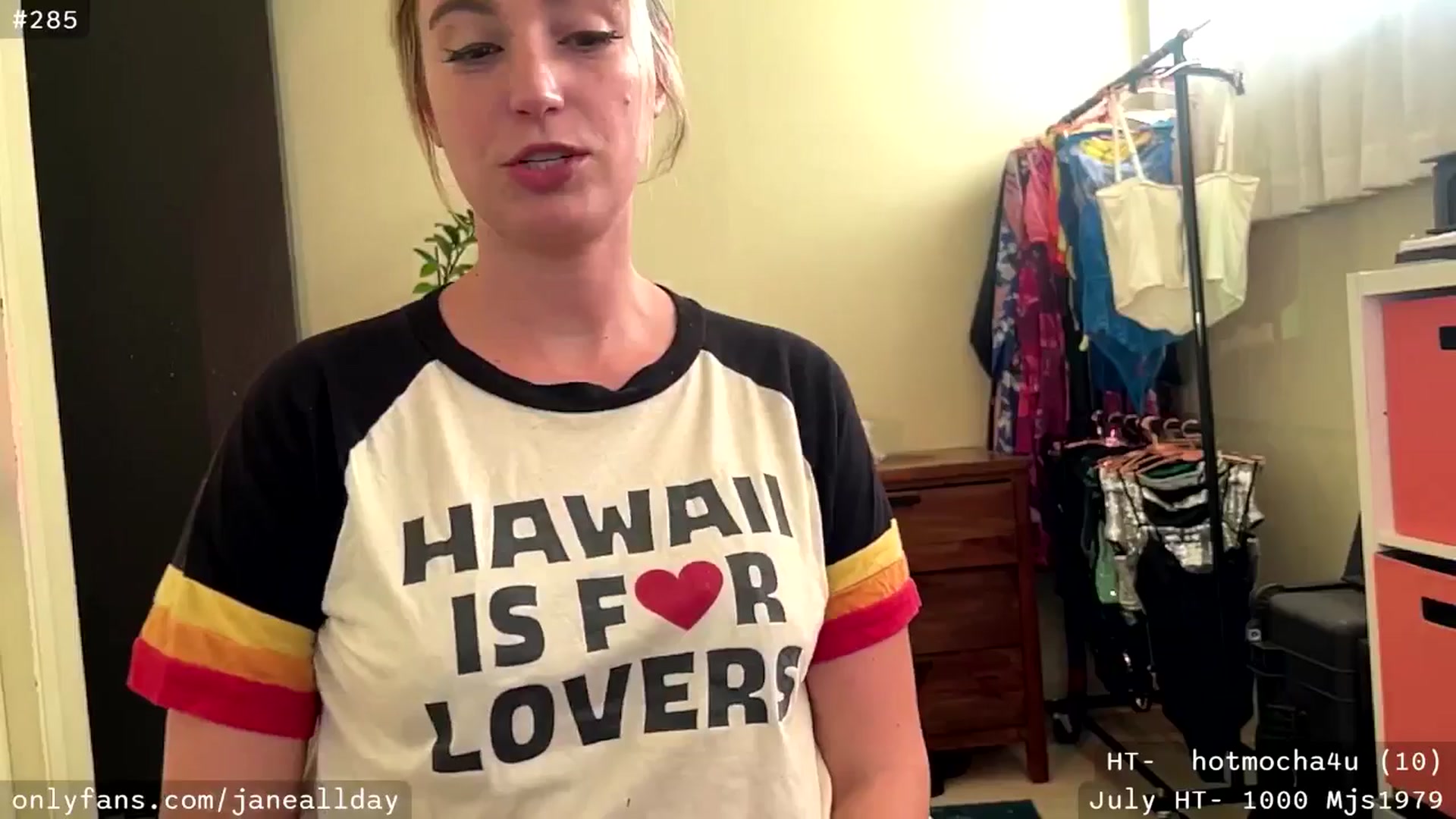 Gallery image thumbnail from JaneAllDay's myfreecams stream on, 07/15/2025, 06:29 image 5 of 20