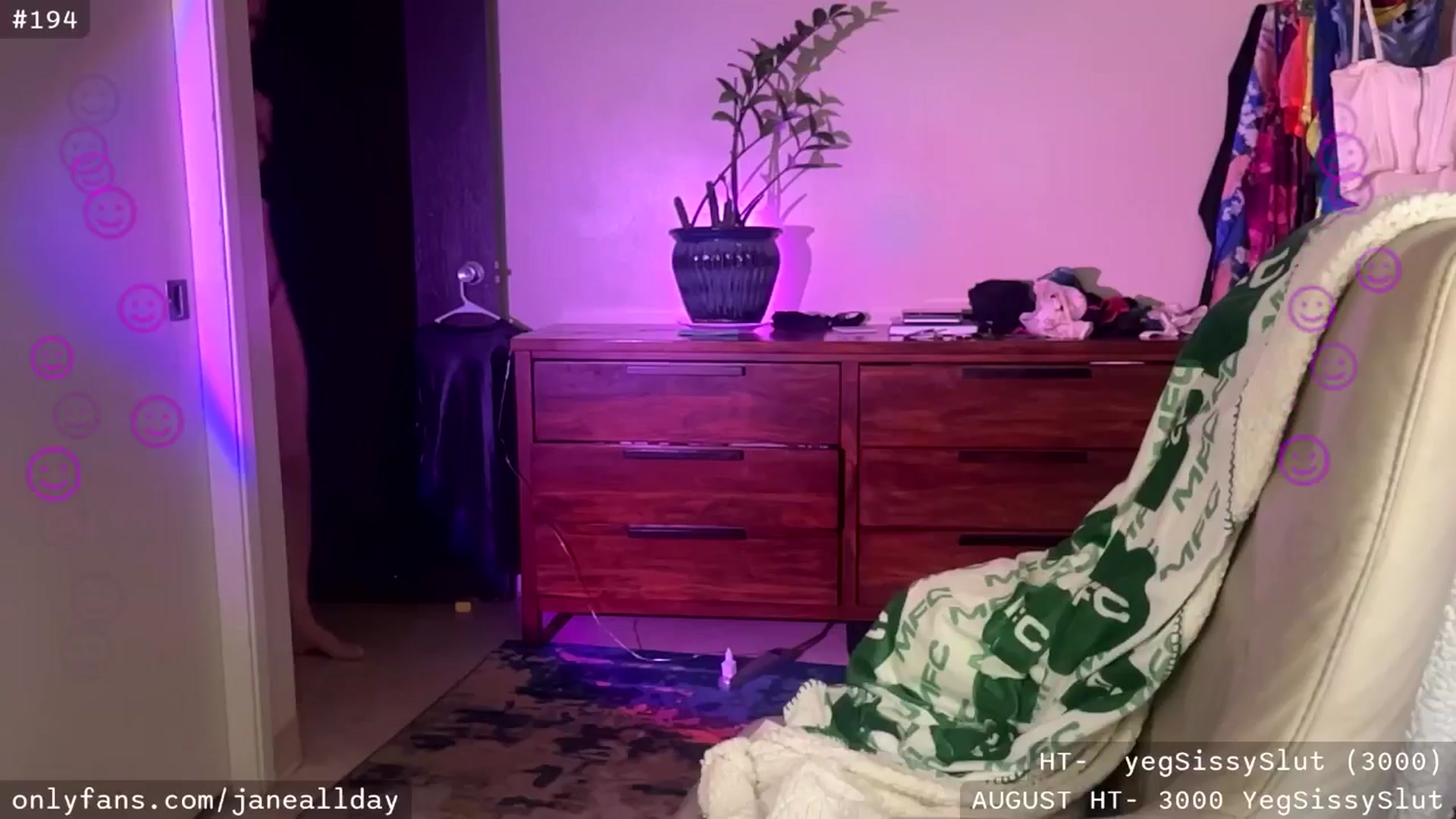 Gallery image thumbnail from JaneAllDay's myfreecams stream on, 08/23/2025, 07:05 image 5 of 20