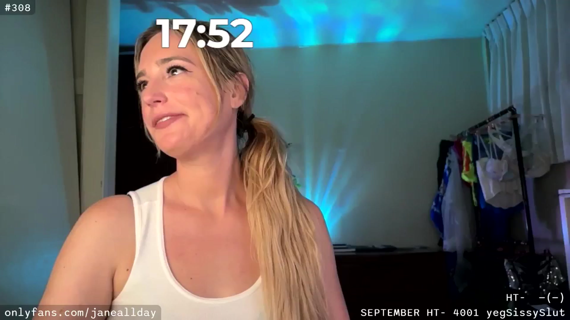 Gallery image thumbnail from JaneAllDay's myfreecams stream on, 09/23/2025, 06:09 image 15 of 20