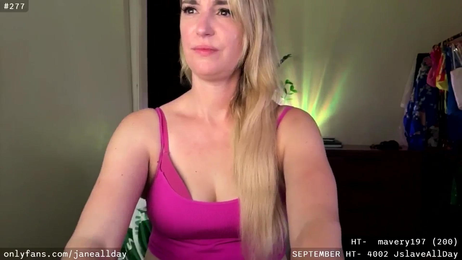 Gallery image thumbnail from JaneAllDay's myfreecams stream on, 09/29/2025, 08:26 image 6 of 20