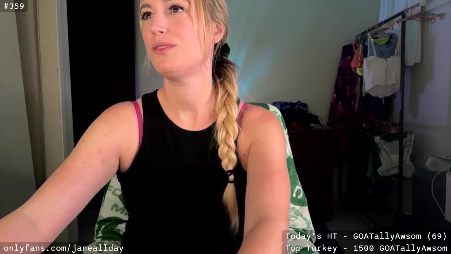 Gallery image thumbnail from JaneAllDay's myfreecams stream on, 11/13/2025, 05:54 image 11 of 20