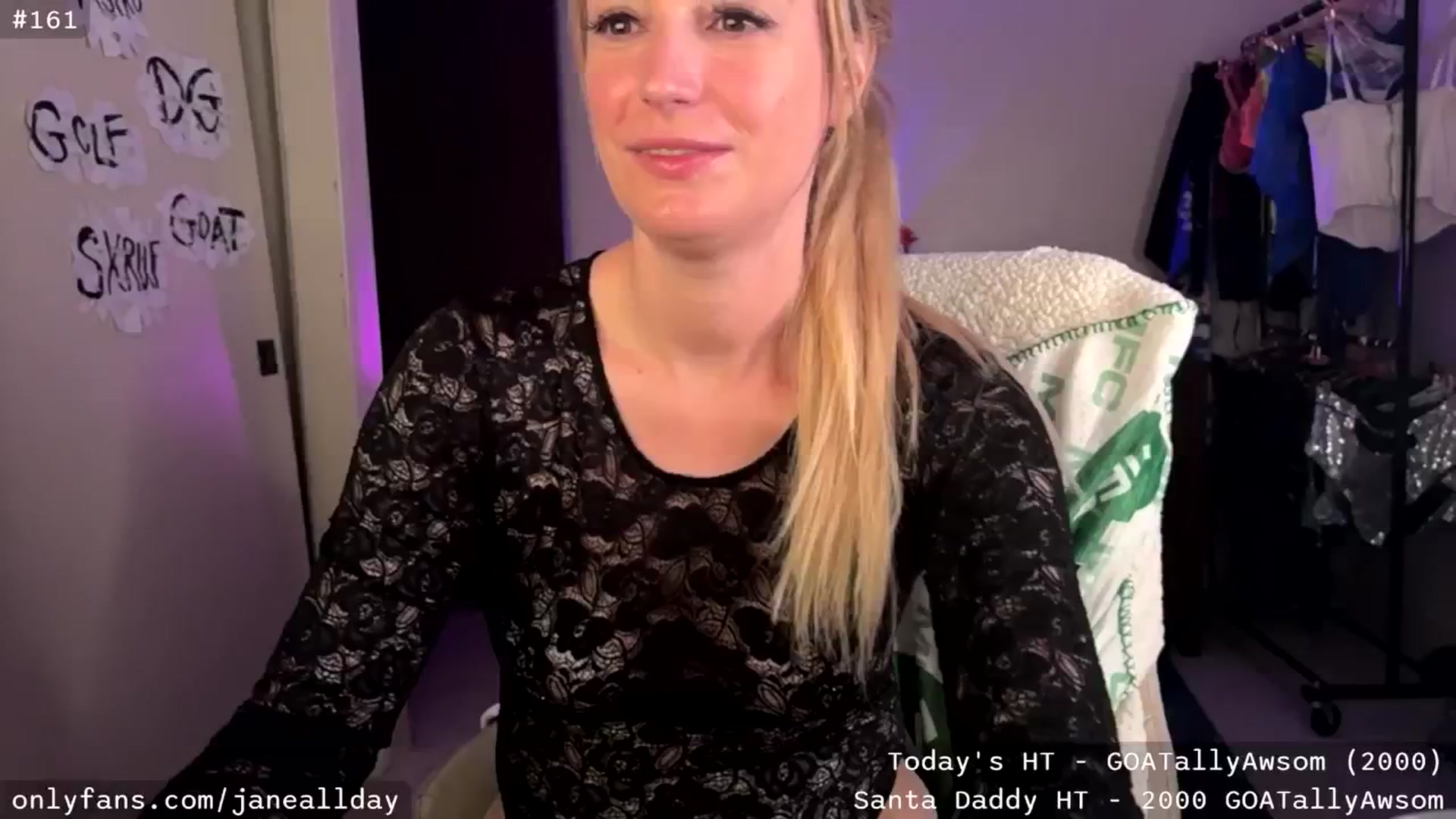 Gallery image thumbnail from JaneAllDay's myfreecams stream on, 12/06/2025, 07:42 image 17 of 20