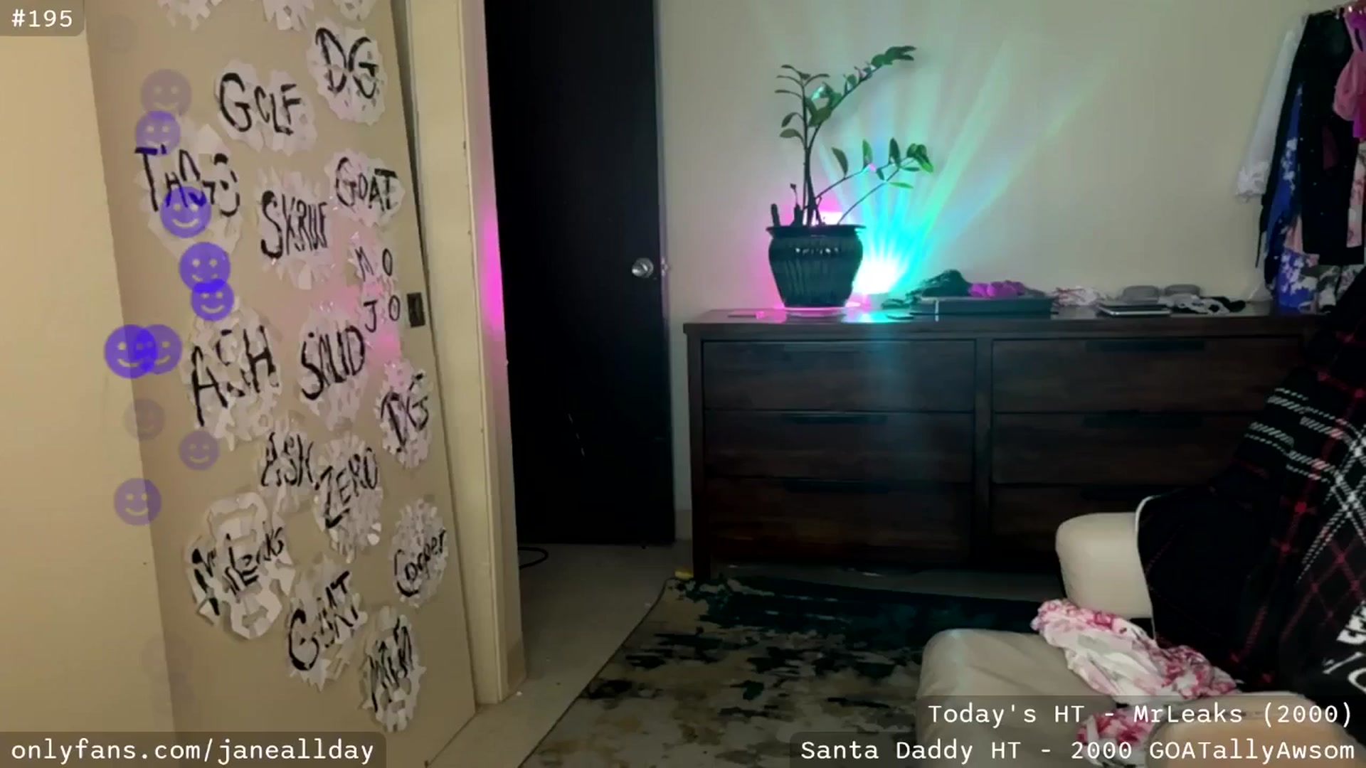 Gallery image thumbnail from JaneAllDay's myfreecams stream on, 12/23/2025, 06:14 image 17 of 20
