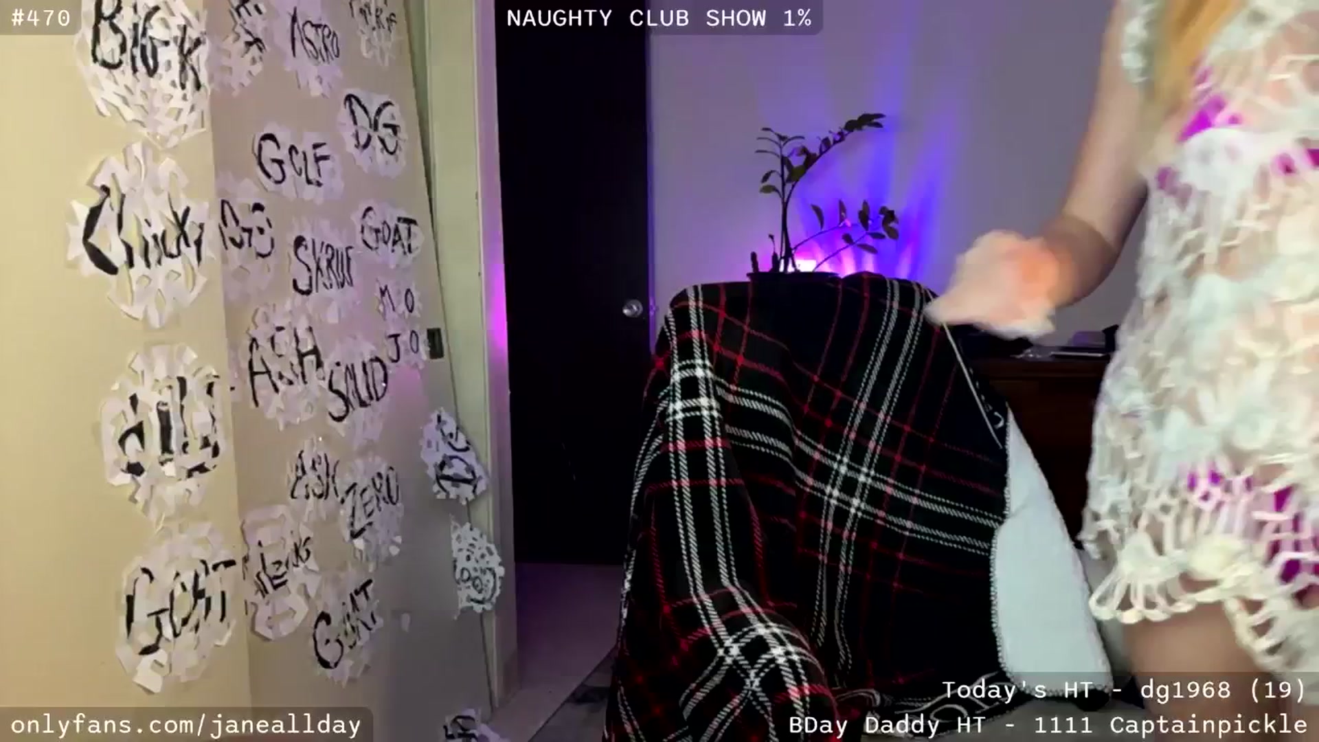 Gallery image thumbnail from JaneAllDay's myfreecams stream on, 01/07/2026, 05:43 image 7 of 20