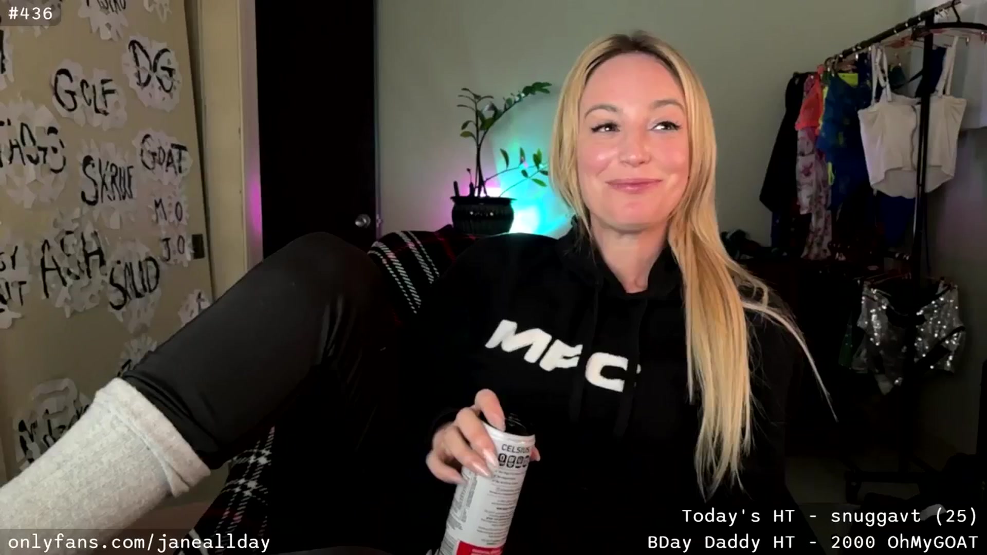 Gallery image thumbnail from JaneAllDay's myfreecams stream on, 01/17/2026, 07:11 image 2 of 20