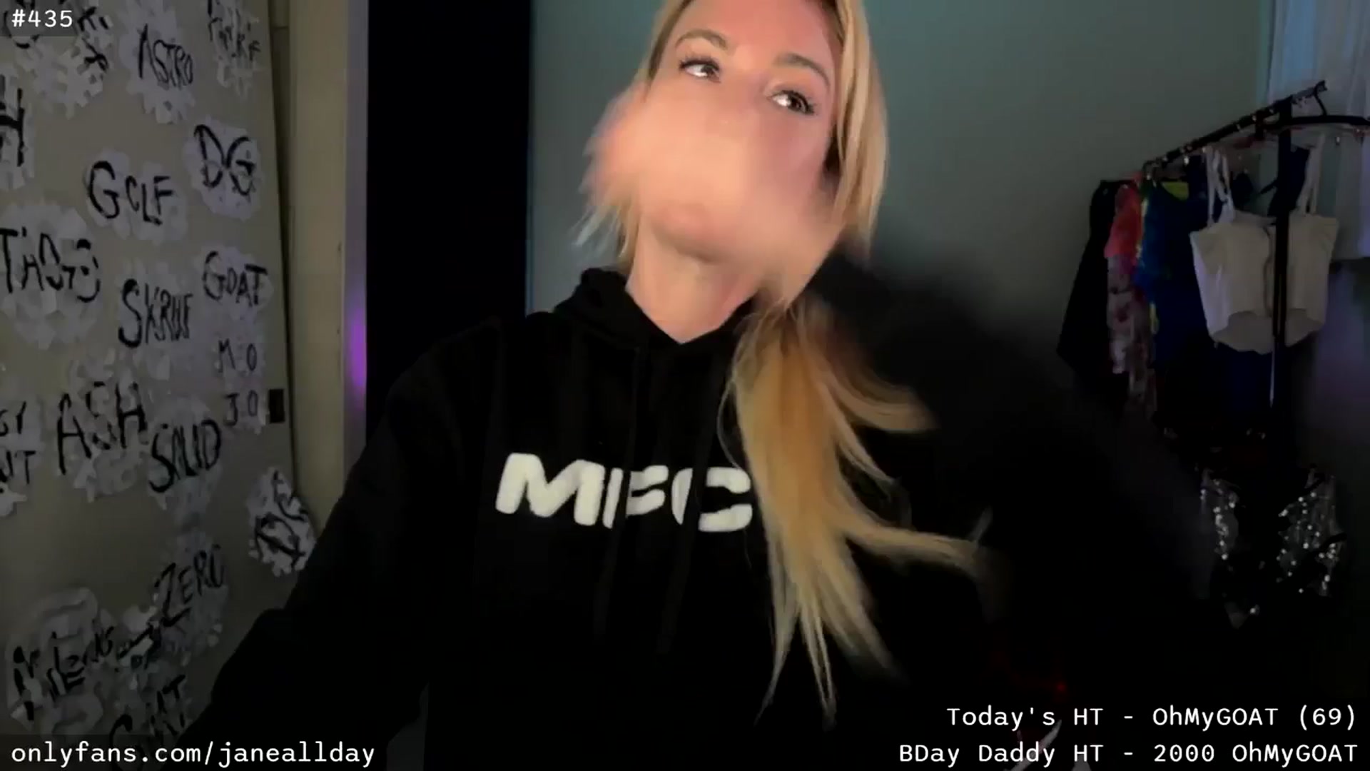 Gallery image thumbnail from JaneAllDay's myfreecams stream on, 01/17/2026, 07:11 image 6 of 20