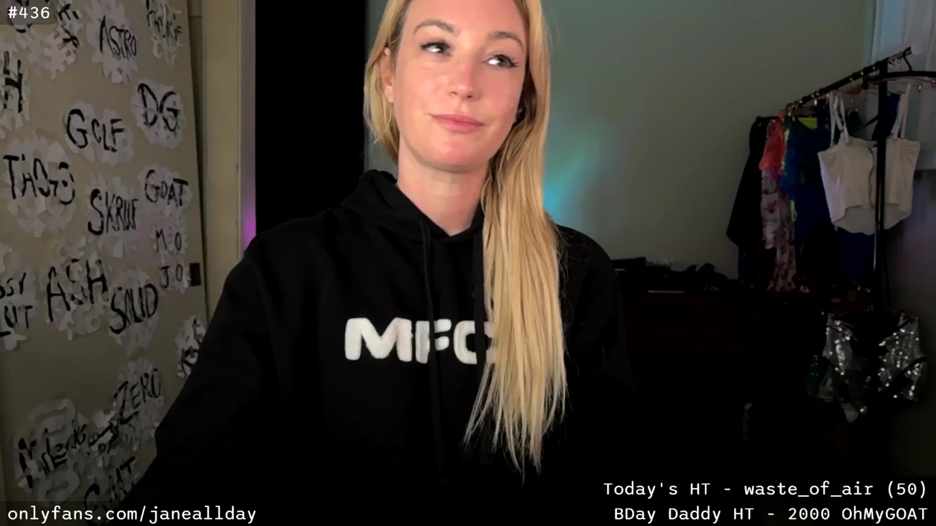 Gallery image thumbnail from JaneAllDay's myfreecams stream on, 01/17/2026, 07:11 image 4 of 20