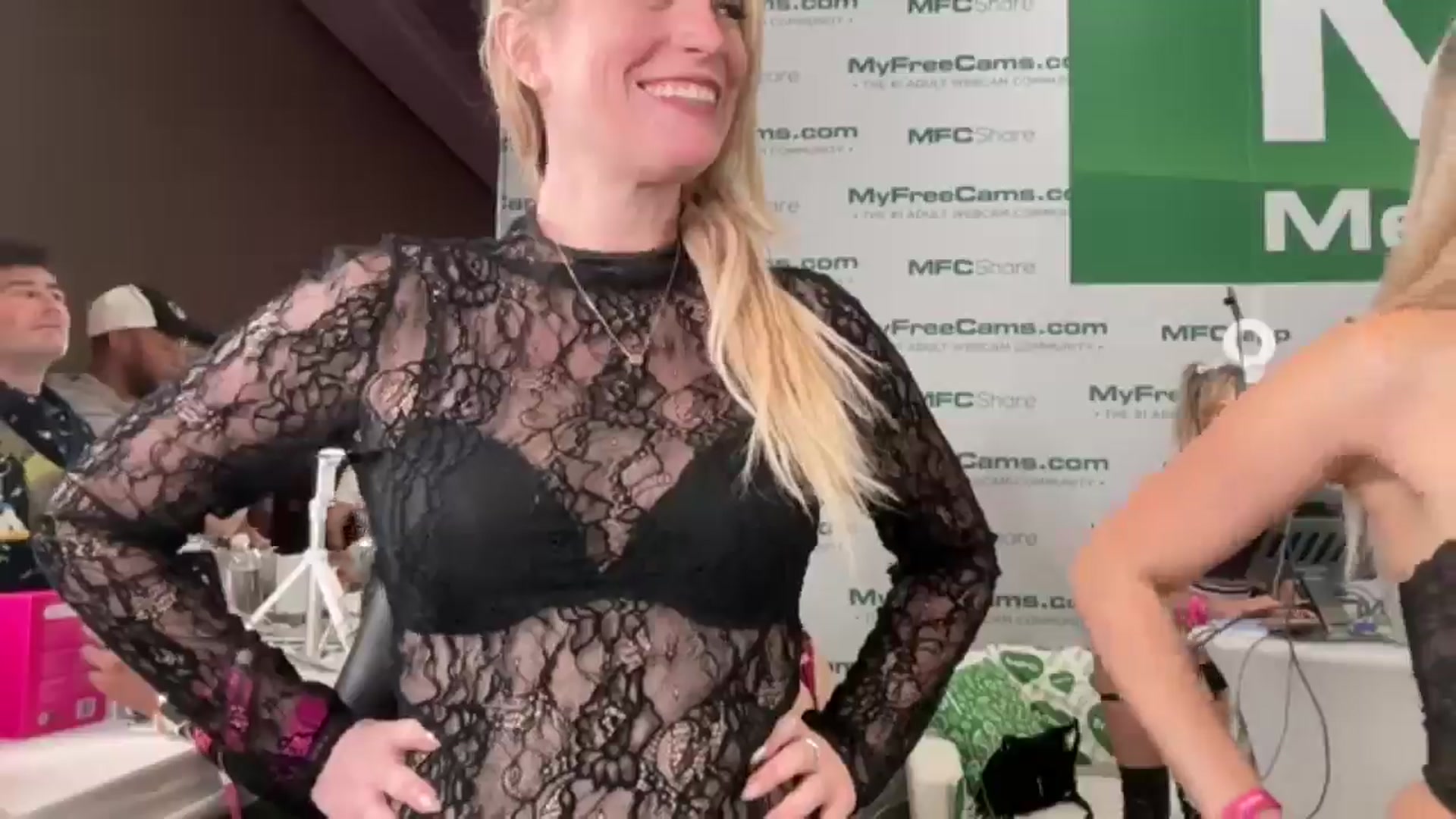 Gallery image thumbnail from JaneAllDay's myfreecams stream on, 01/24/2026, 01:03 image 20 of 20