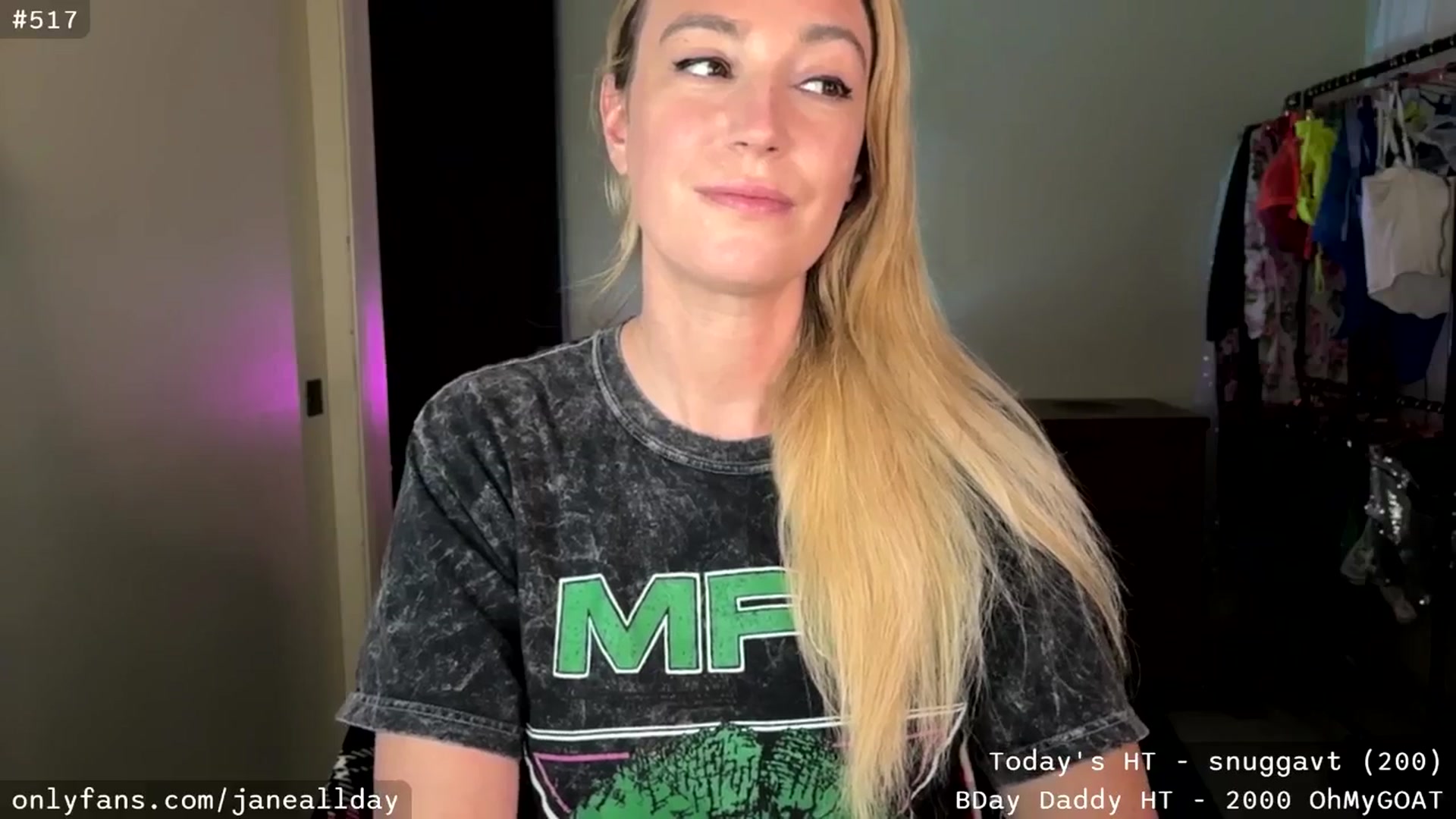 Gallery image thumbnail from JaneAllDay's myfreecams stream on, 01/29/2026, 07:35 image 3 of 20