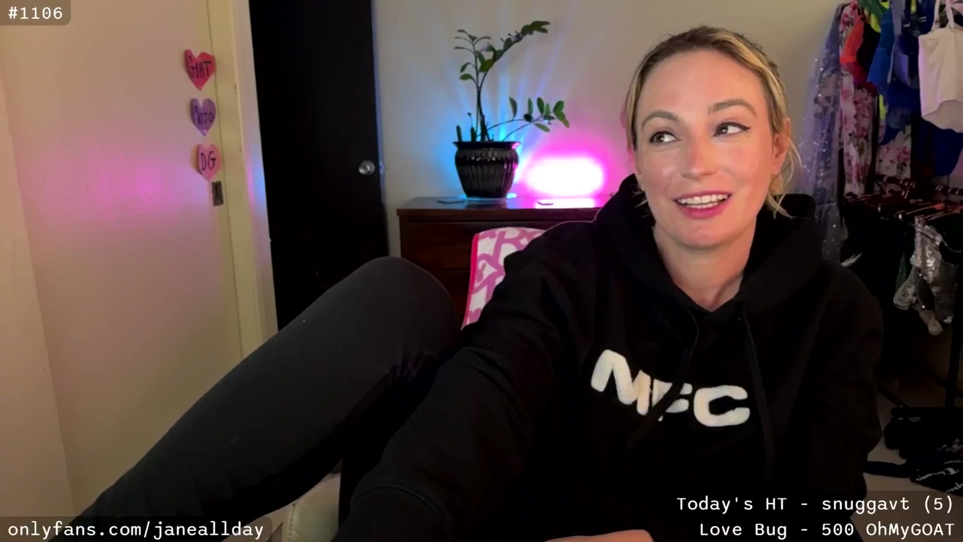 Gallery image thumbnail from JaneAllDay's myfreecams stream on, 02/05/2026, 04:21 image 7 of 20