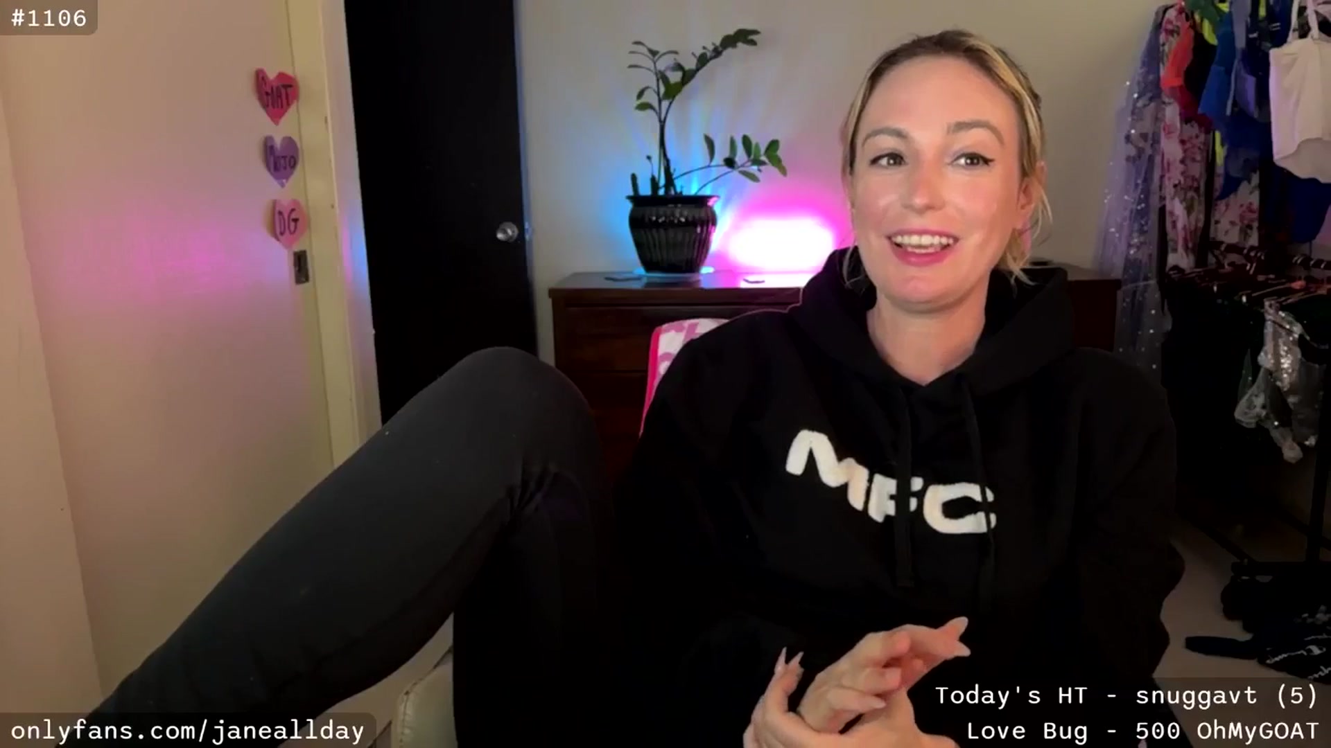 Gallery image thumbnail from JaneAllDay's myfreecams stream on, 02/05/2026, 04:21 image 9 of 20