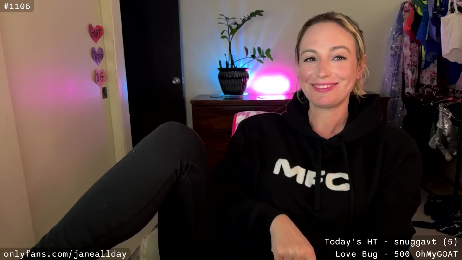 Gallery image thumbnail from JaneAllDay's myfreecams stream on, 02/05/2026, 04:21 image 10 of 20