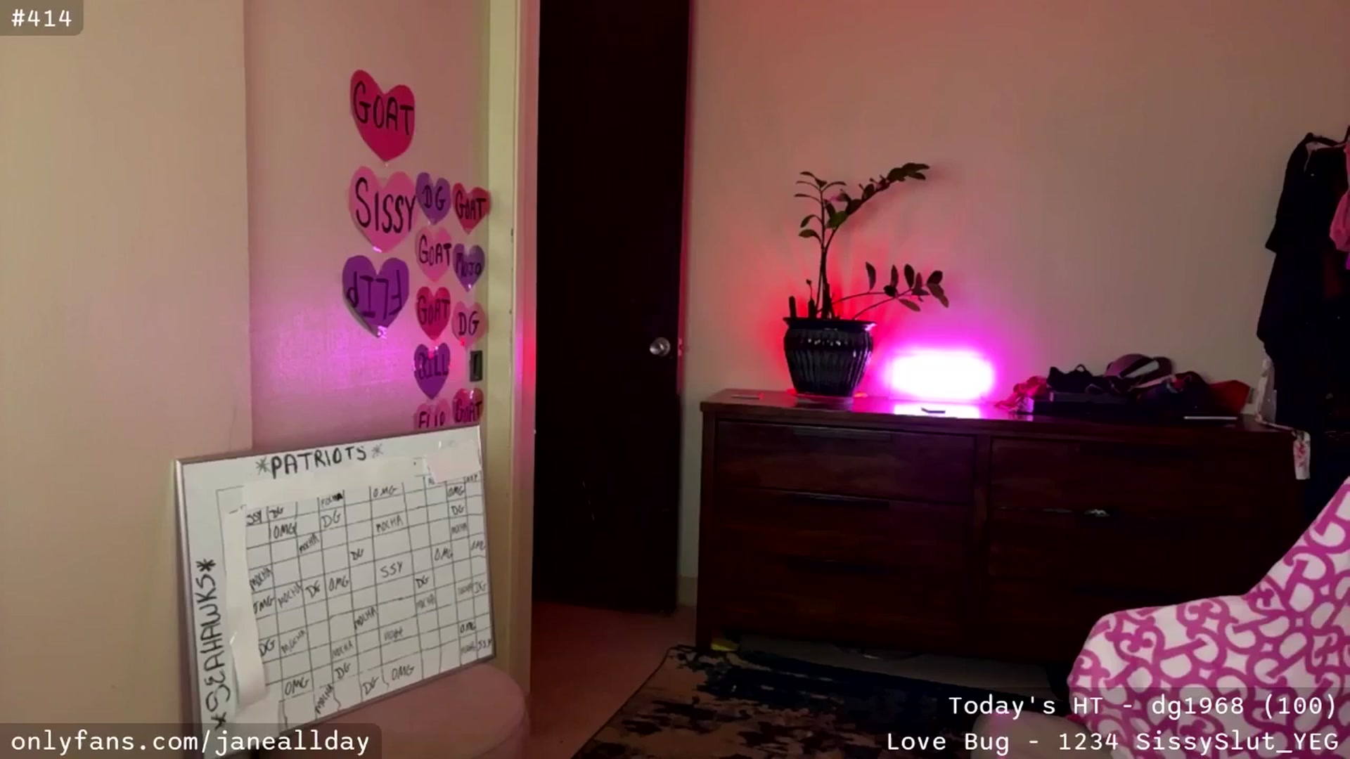Gallery image thumbnail from JaneAllDay's myfreecams stream on, 02/08/2026, 04:59 image 8 of 20
