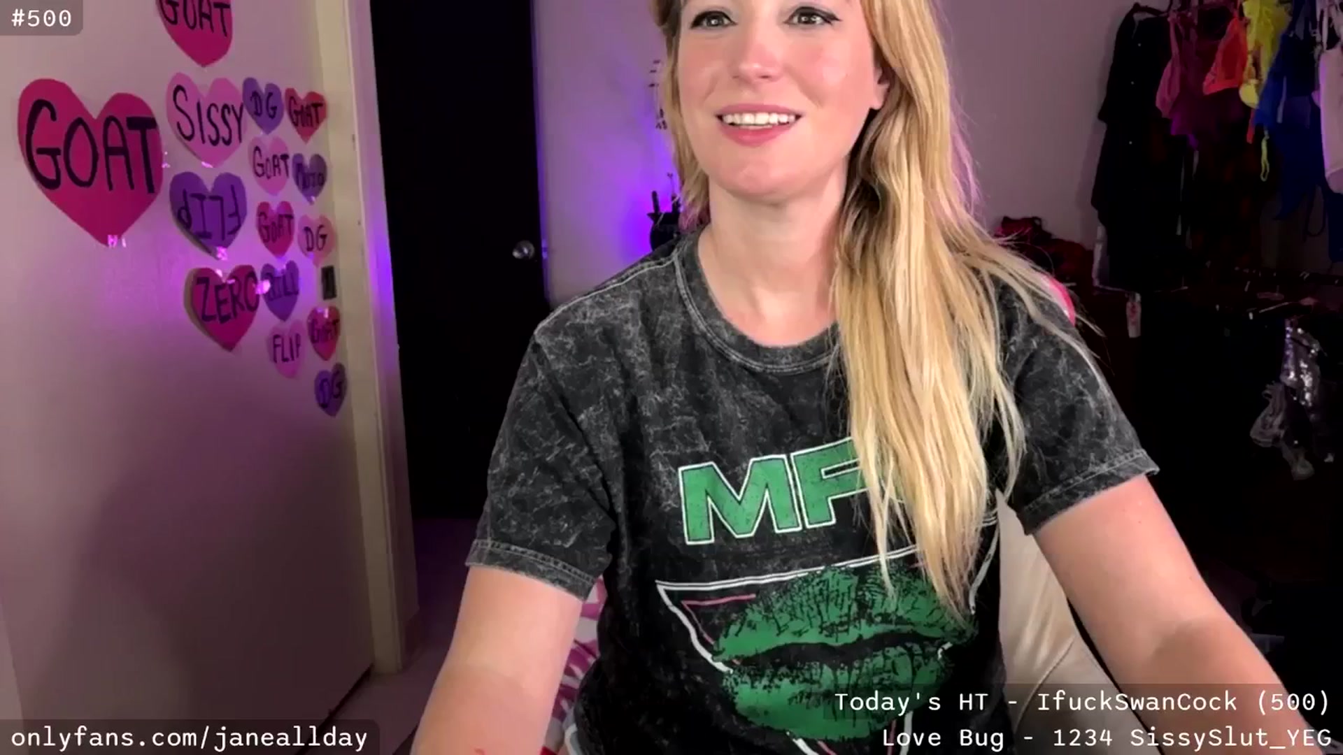 Gallery image thumbnail from JaneAllDay's myfreecams stream on, 02/11/2026, 06:12 image 12 of 20