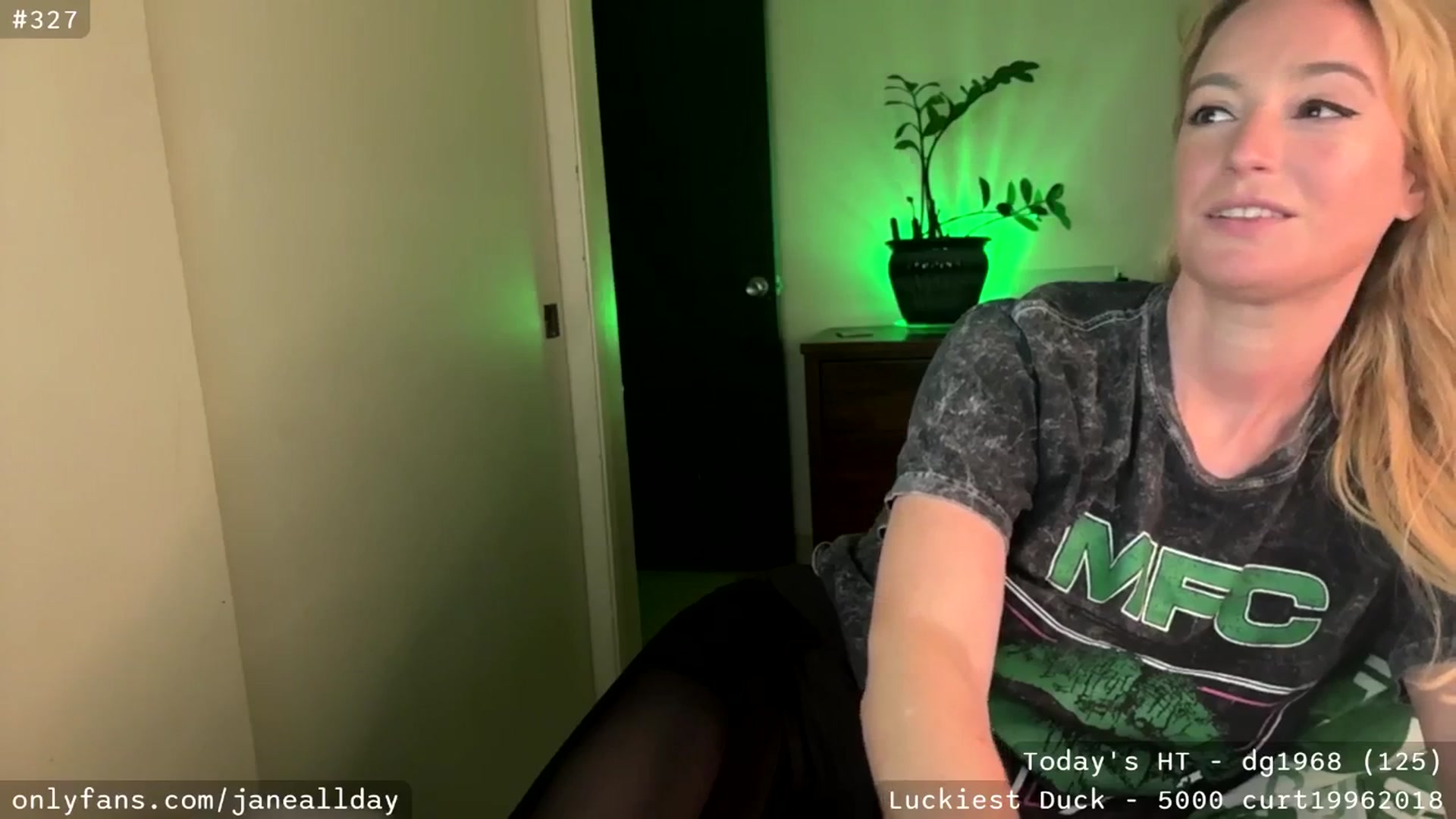 Gallery image thumbnail from JaneAllDay's myfreecams stream on, 03/05/2026, 05:09 image 5 of 20