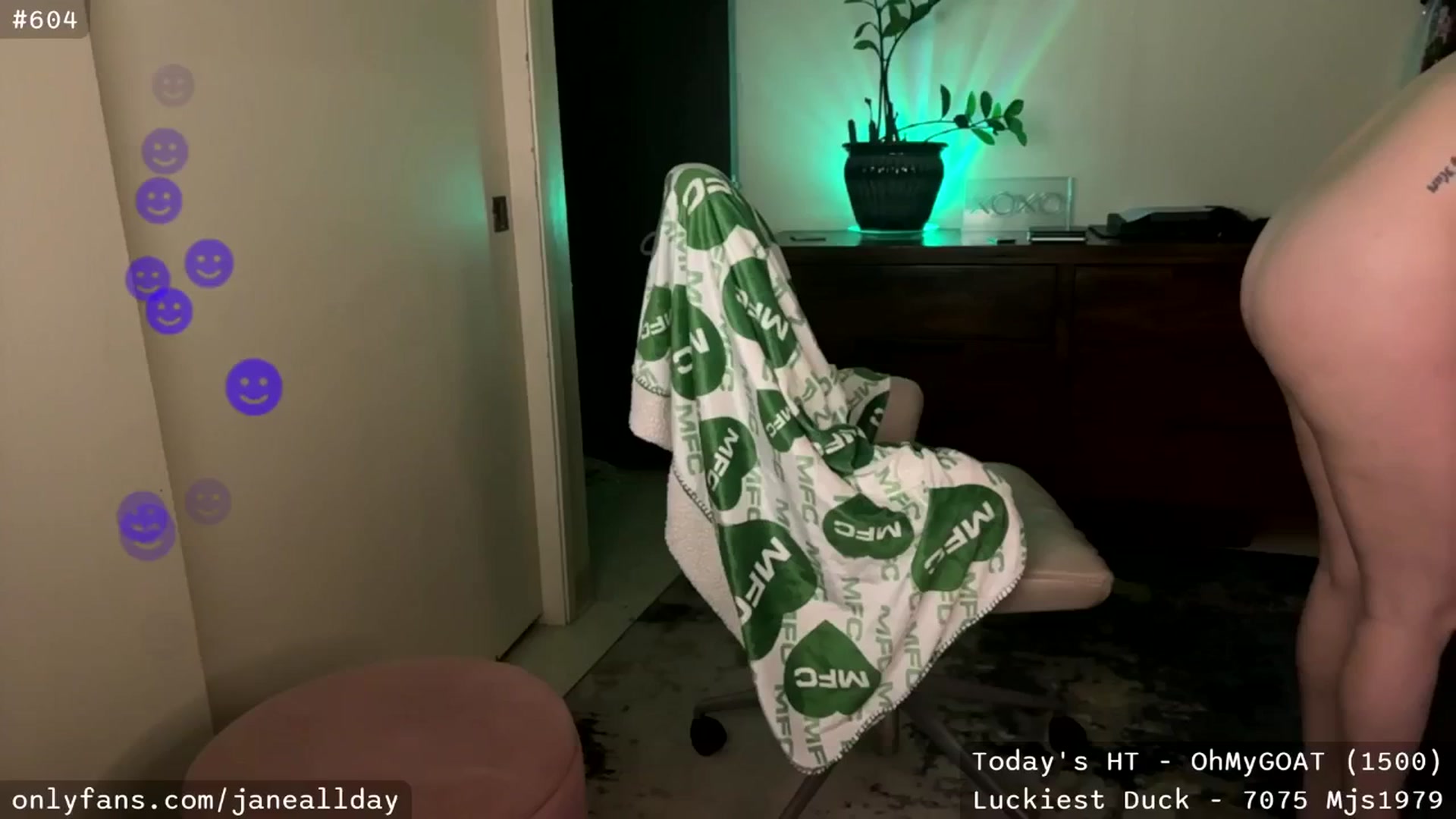 Gallery image thumbnail from JaneAllDay's myfreecams stream on, 03/24/2026, 06:01 image 12 of 20