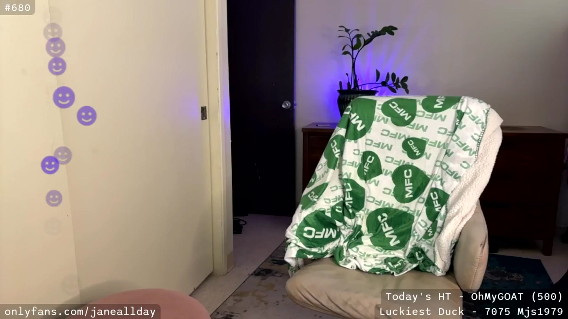 Gallery image thumbnail from JaneAllDay's myfreecams stream on, 03/28/2026, 05:16 image 9 of 20