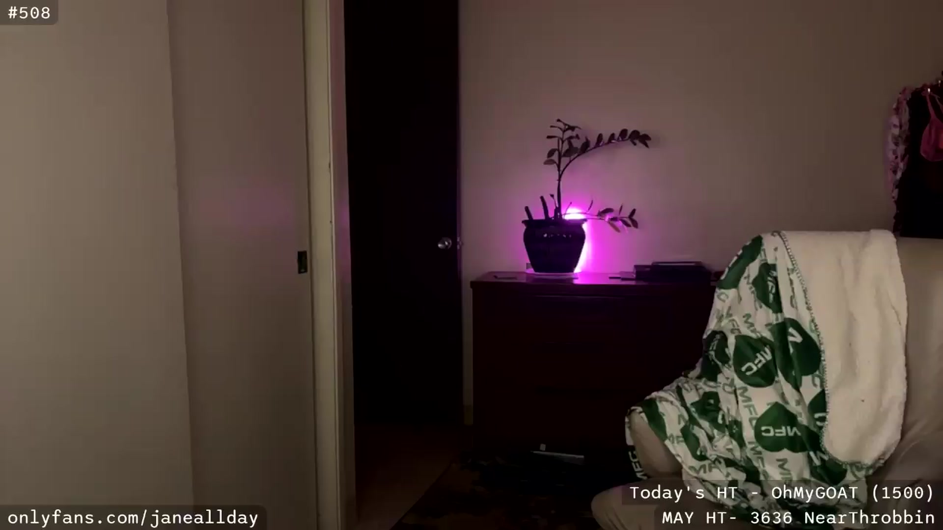 Gallery image thumbnail from JaneAllDay's myfreecams stream on, 05/11/2026, 06:00 image 10 of 20