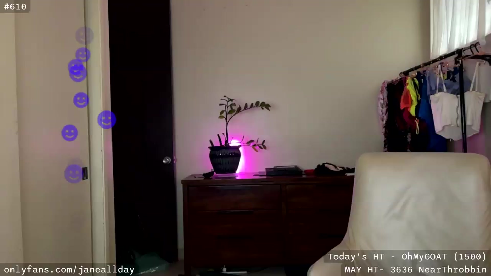 Gallery image thumbnail from JaneAllDay's myfreecams stream on, 05/18/2026, 05:36 image 3 of 20