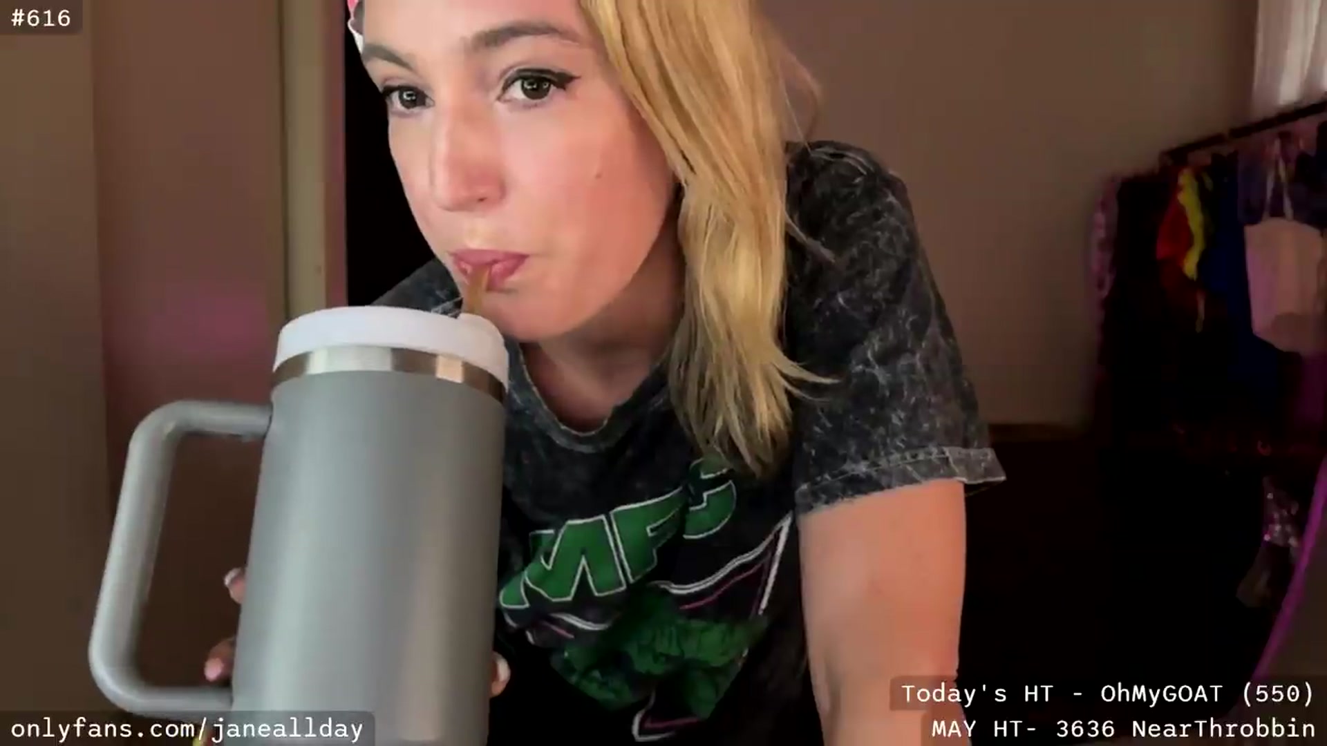 Gallery image thumbnail from JaneAllDay's myfreecams stream on, 05/19/2026, 06:08 image 11 of 20
