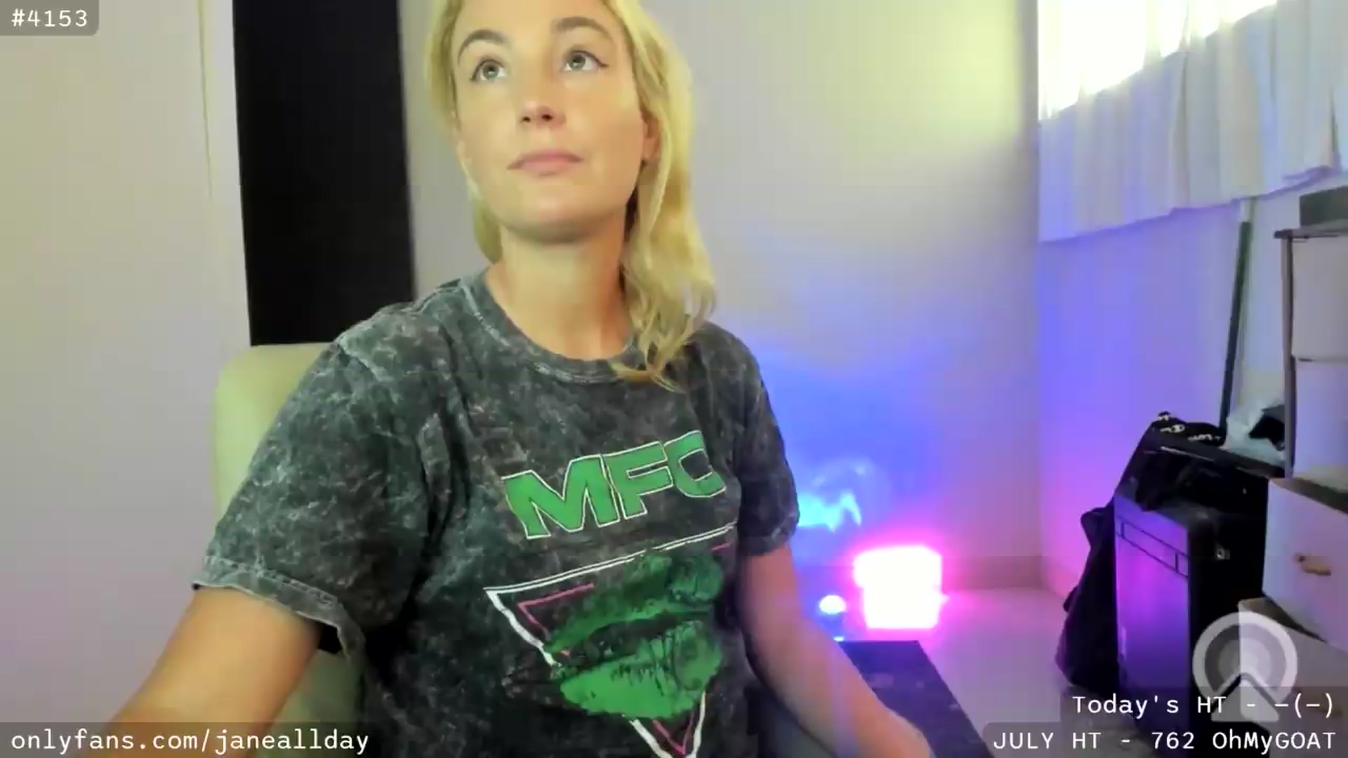 Gallery image thumbnail from JaneAllDay's myfreecams stream on, 08/01/2026, 05:38 image 3 of 20