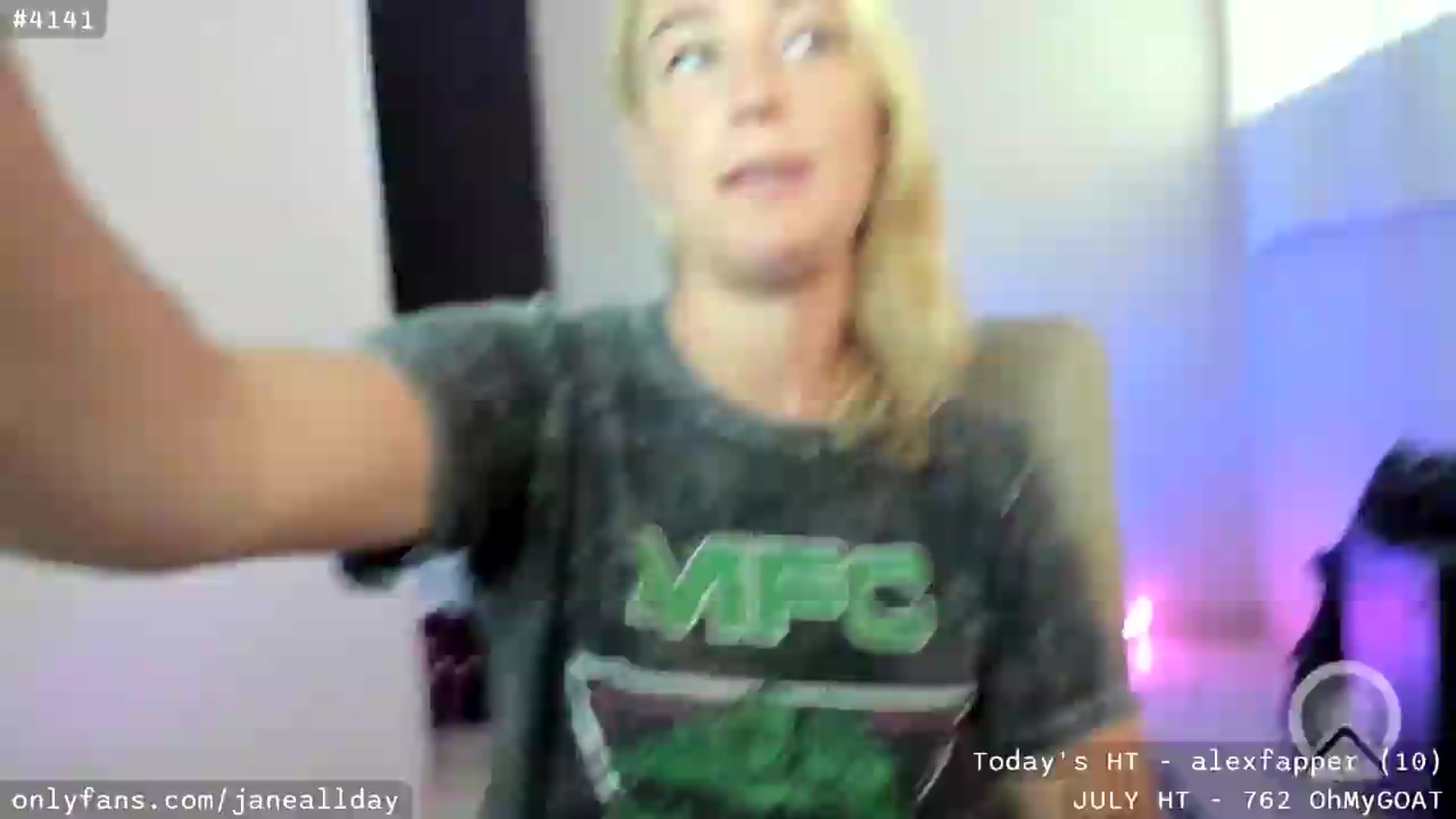 Gallery image thumbnail from JaneAllDay's myfreecams stream on, 08/01/2026, 05:38 image 4 of 20