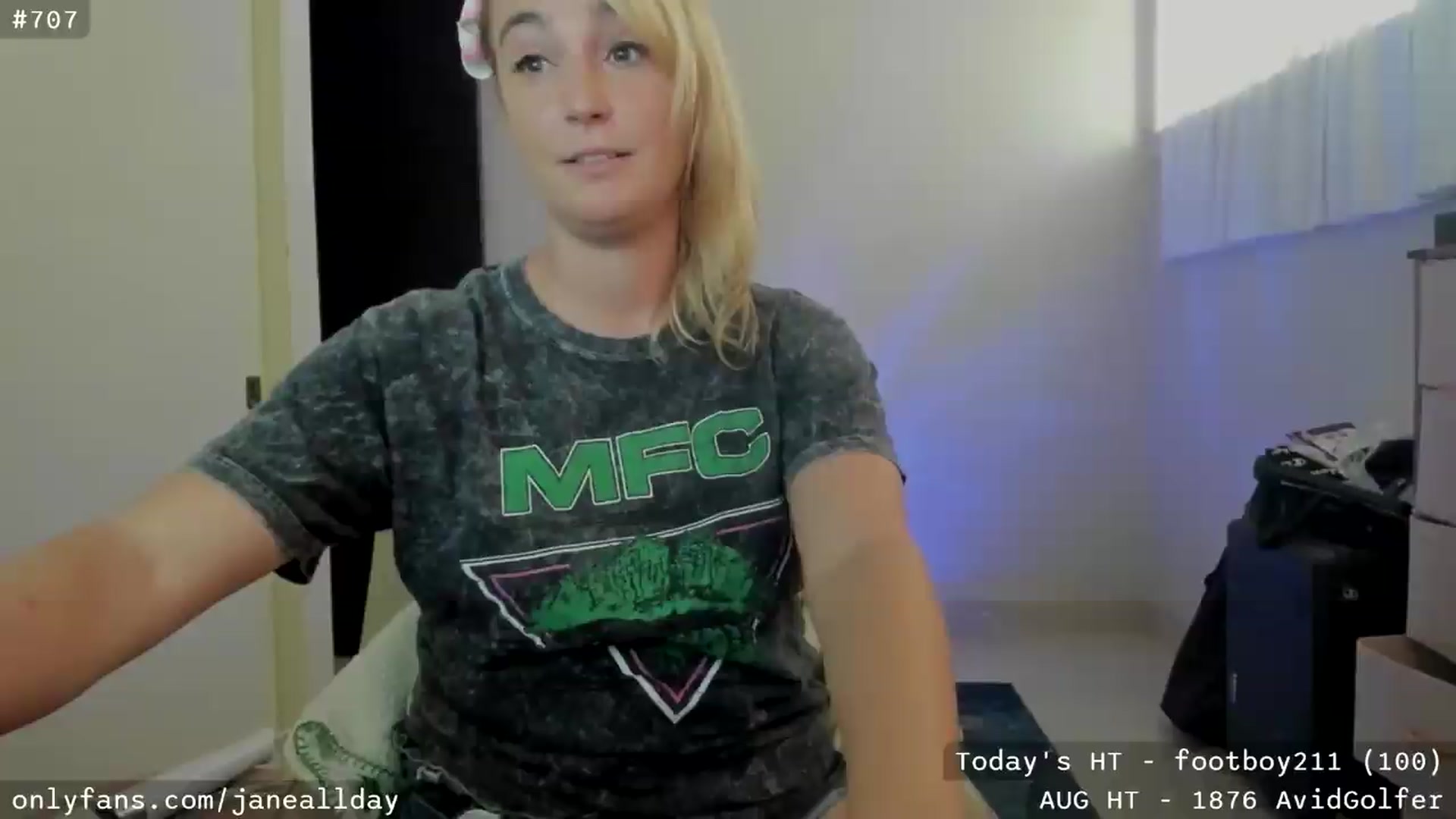 Gallery image thumbnail from JaneAllDay's myfreecams stream on, 08/26/2026, 04:27 image 5 of 20