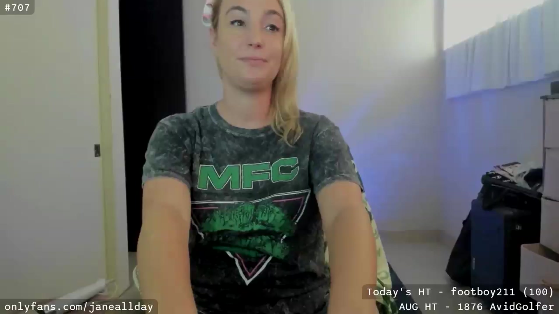 Gallery image thumbnail from JaneAllDay's myfreecams stream on, 08/26/2026, 04:27 image 17 of 20
