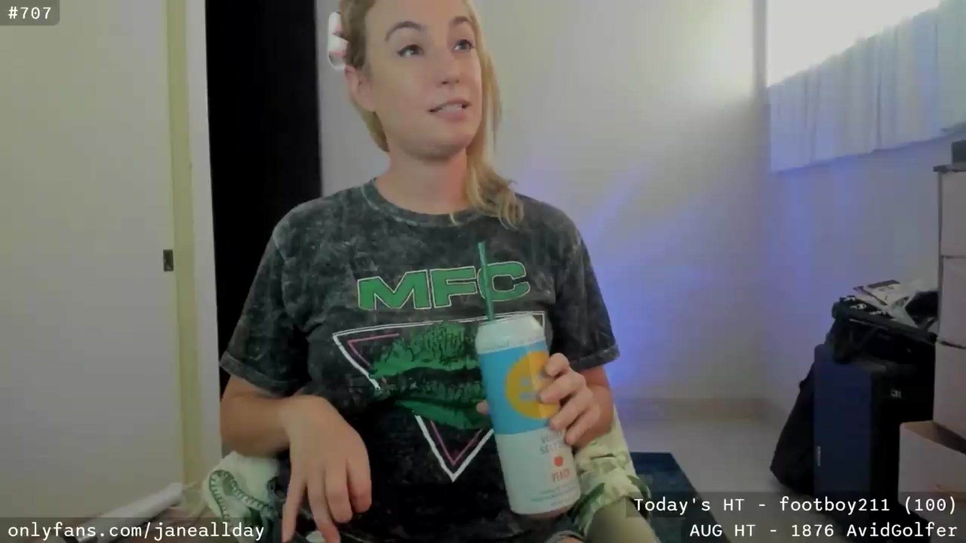Gallery image thumbnail from JaneAllDay's myfreecams stream on, 08/26/2026, 04:27 image 14 of 20