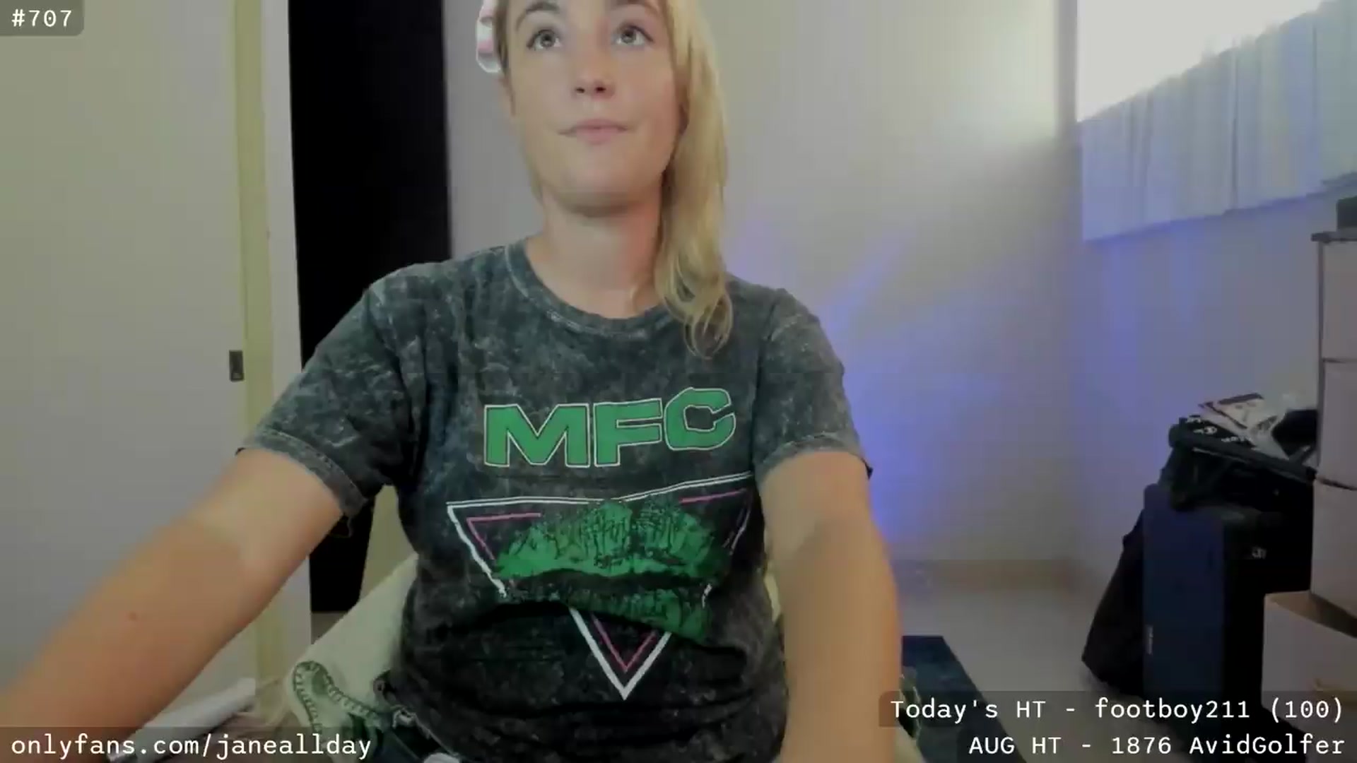 Gallery image thumbnail from JaneAllDay's myfreecams stream on, 08/26/2026, 04:27 image 15 of 20