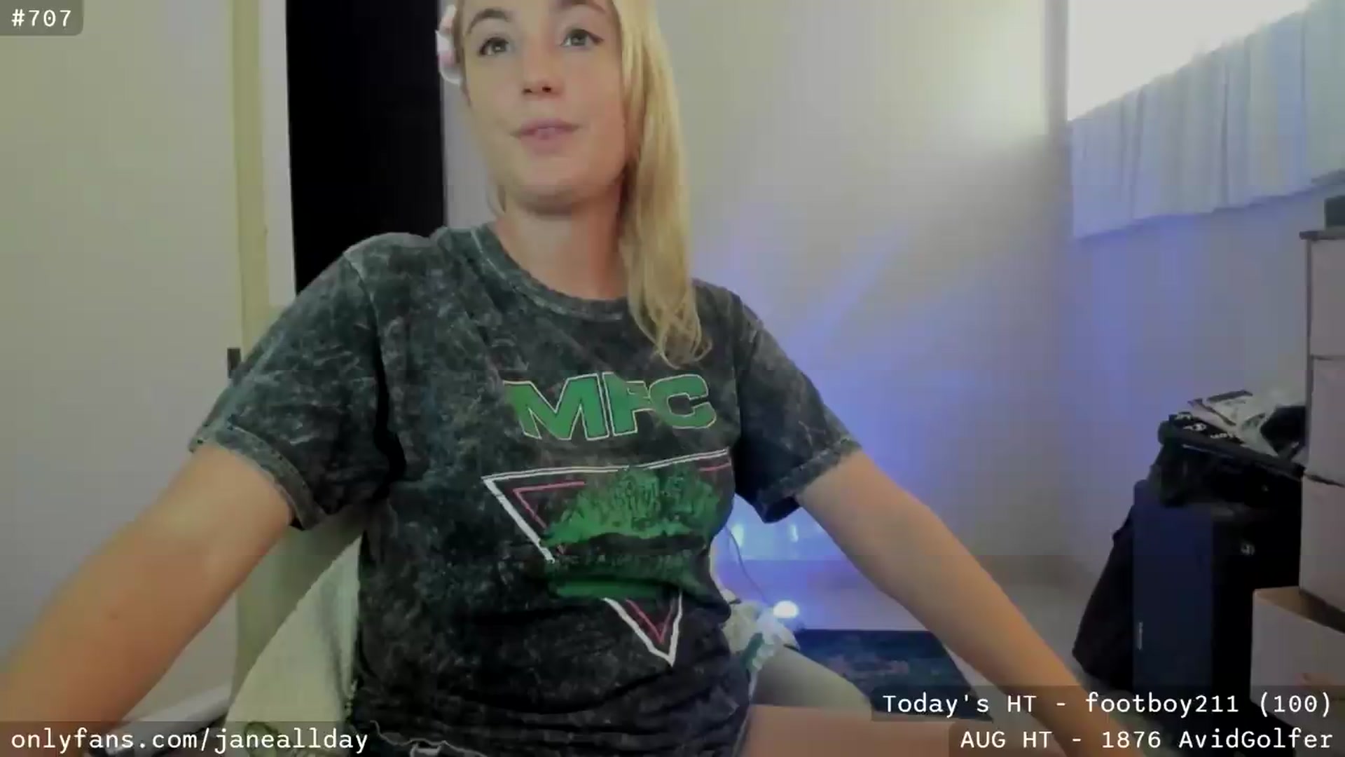Gallery image thumbnail from JaneAllDay's myfreecams stream on, 08/26/2026, 04:27 image 16 of 20