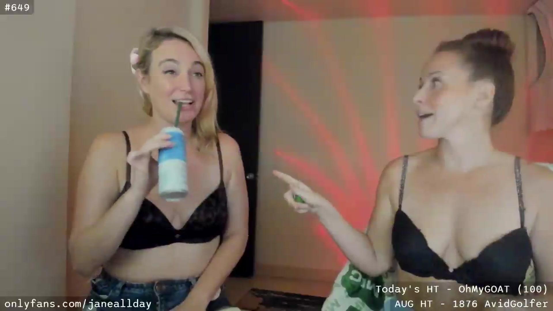 Gallery image thumbnail from JaneAllDay's myfreecams stream on, 08/26/2026, 09:24 image 6 of 20