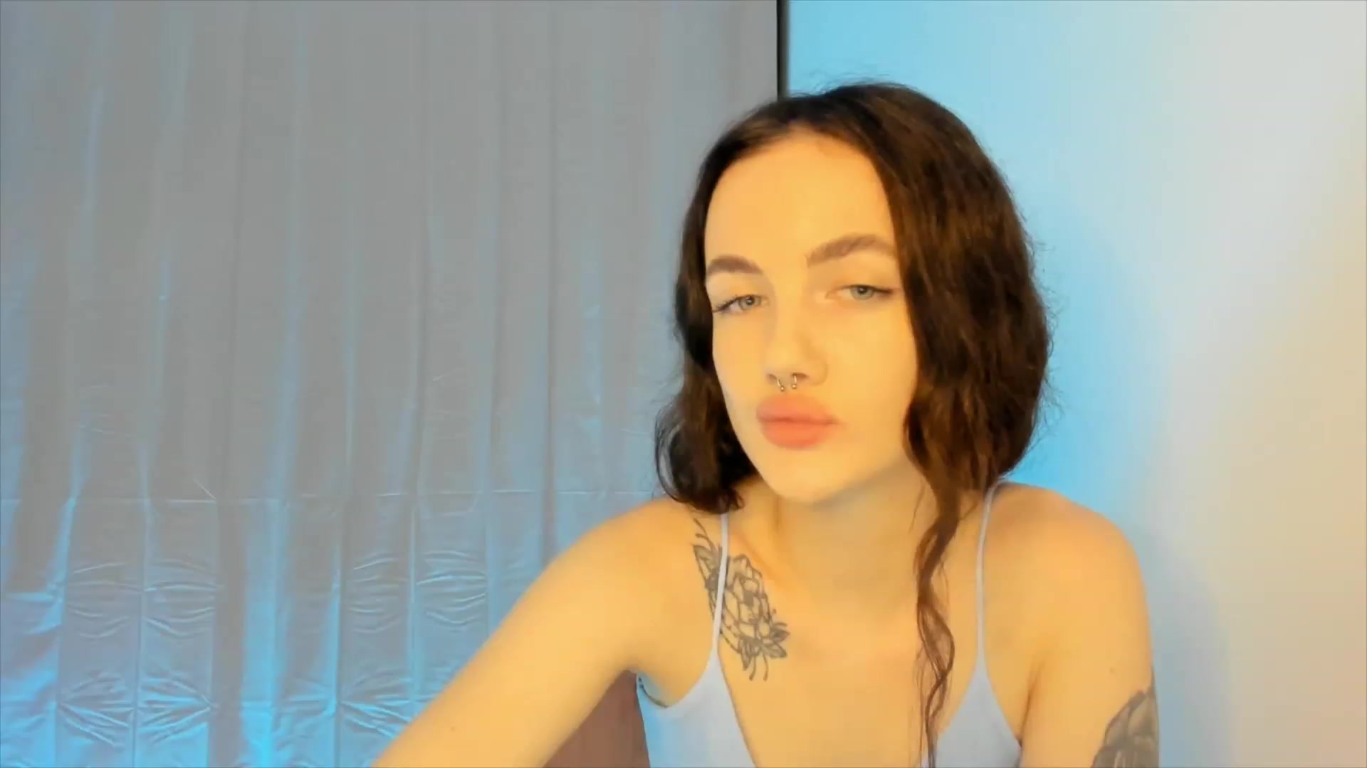 Gallery image thumbnail from JaneBaker's myfreecams stream on, 12/11/2022, 01:52 image 15 of 20