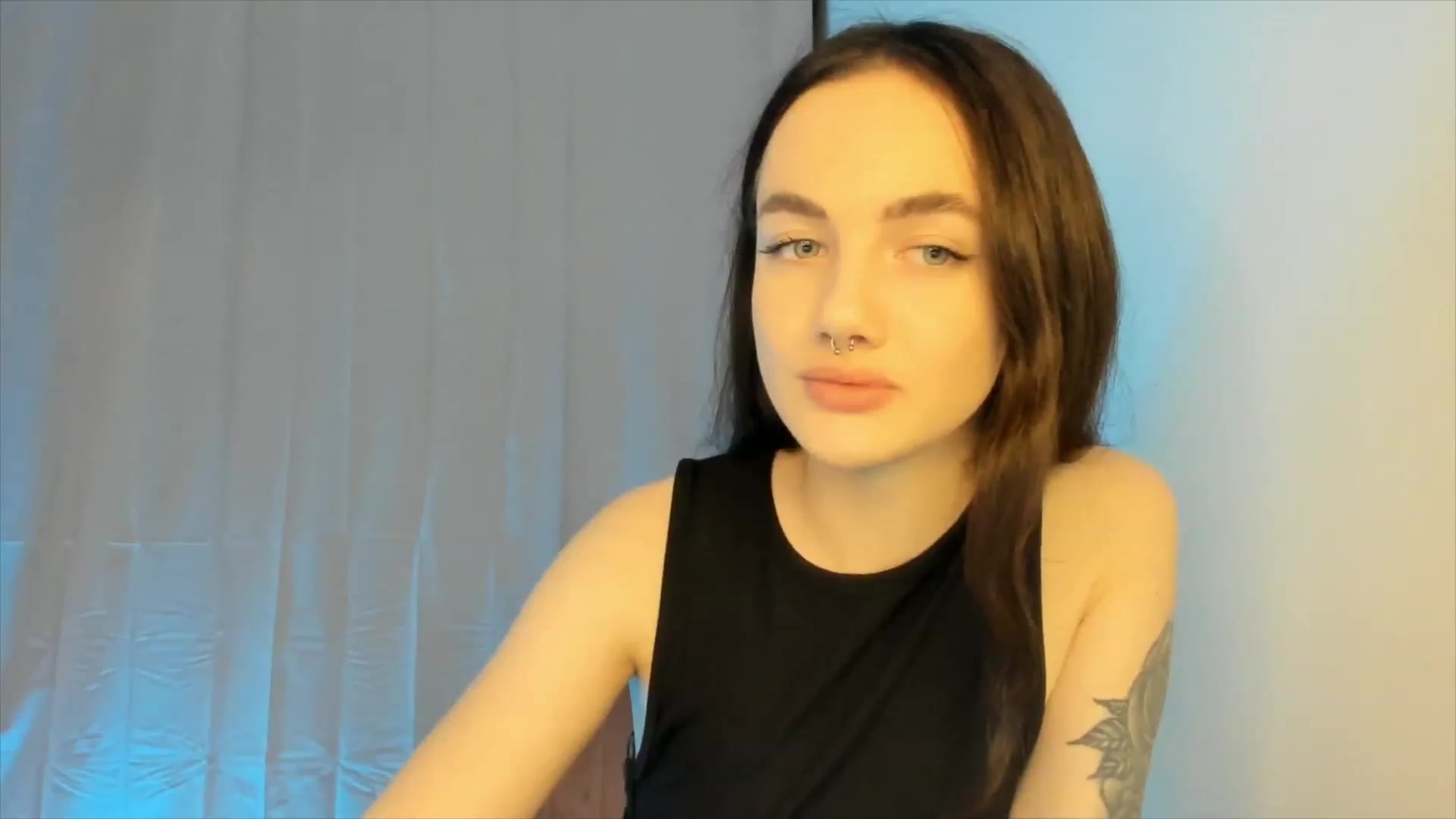 Gallery image thumbnail from JaneBaker's myfreecams stream on, 12/17/2022, 23:06 image 4 of 20