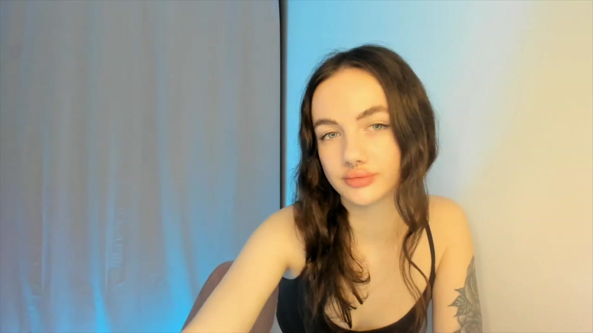 Gallery image thumbnail from JaneBaker's myfreecams stream on, 01/04/2023, 24:02 image 16 of 20