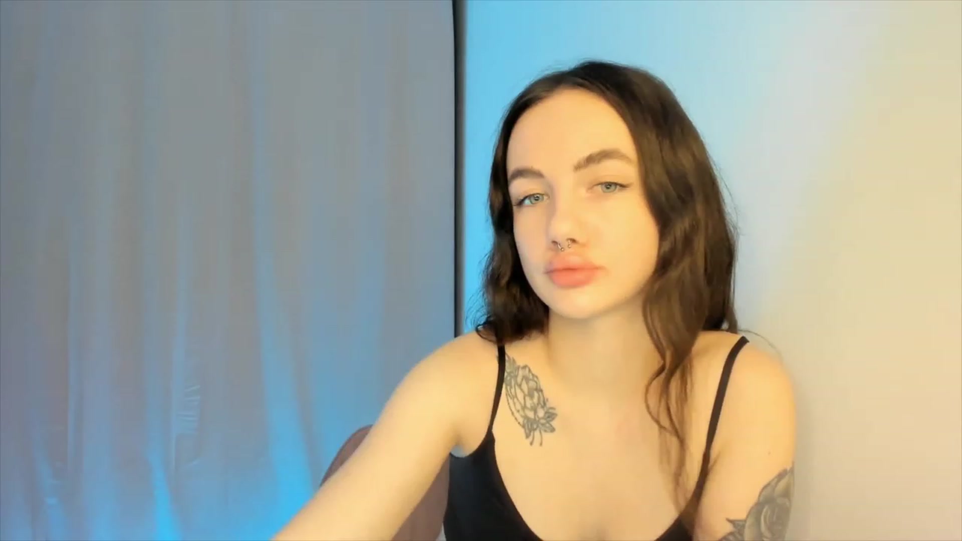Gallery image thumbnail from JaneBaker's myfreecams stream on, 01/04/2023, 24:02 image 12 of 20