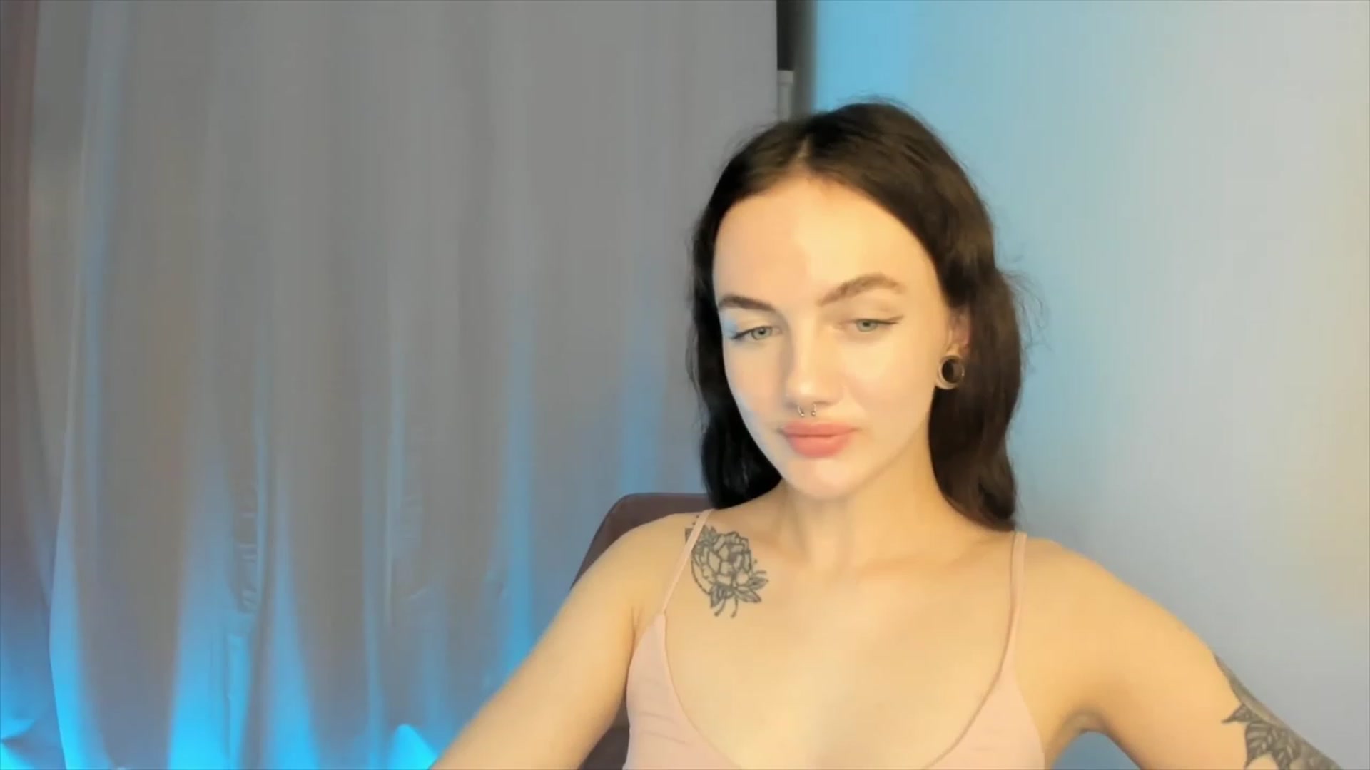 Gallery image thumbnail from JaneBaker's myfreecams stream on, 01/12/2023, 01:41 image 15 of 20